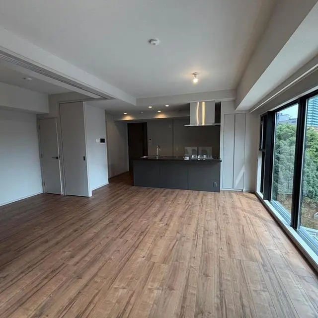 Le UnDeux Minami-Aoyama501 2.webp