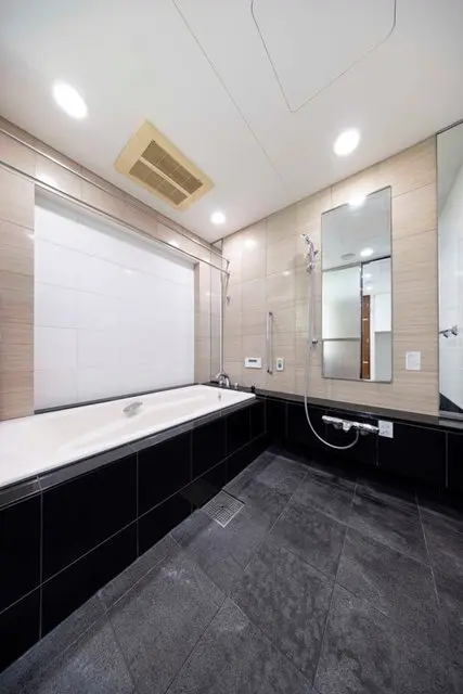 Aoyama Park Tower1808 5.webp