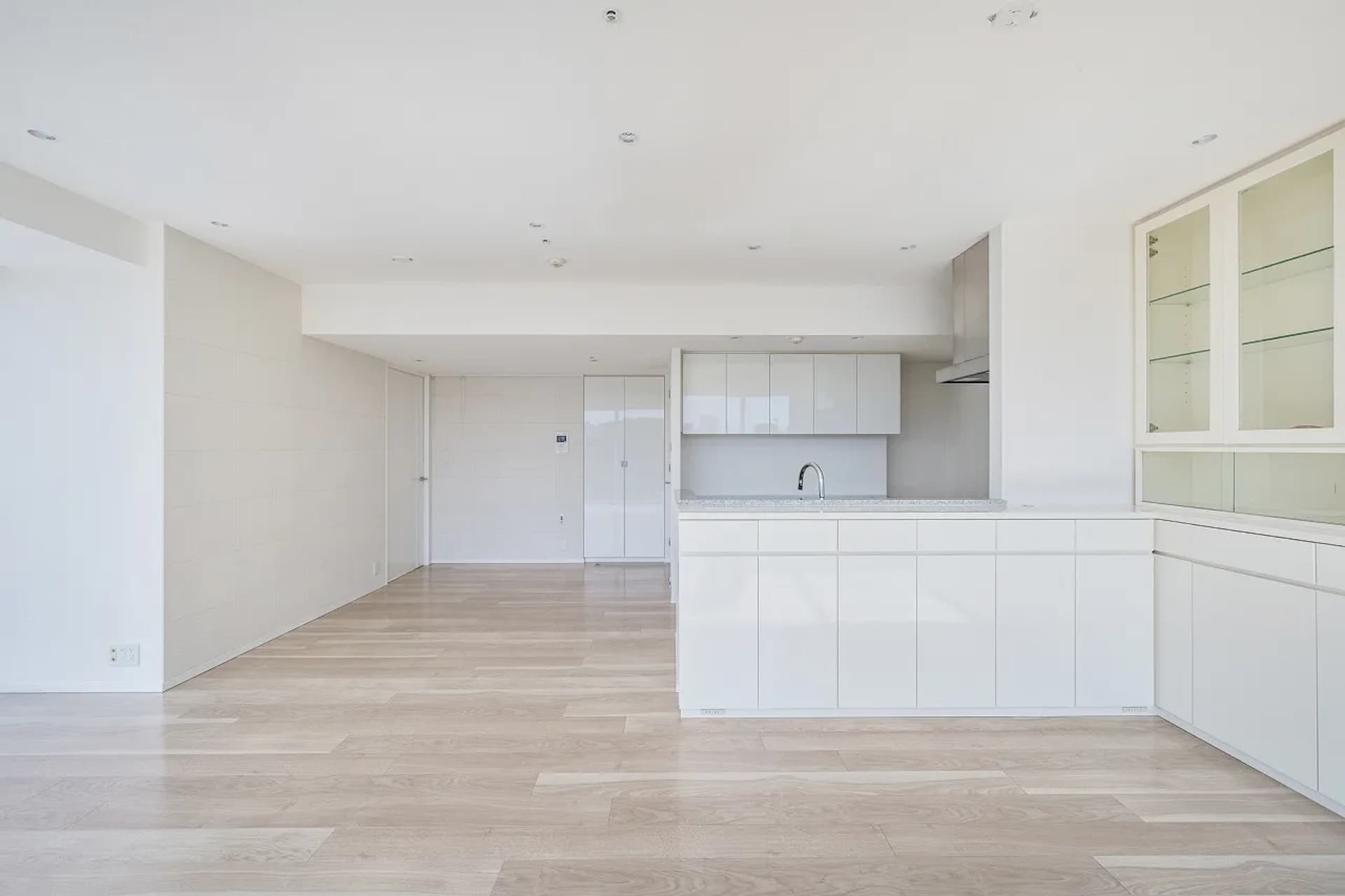 THE ROPPONGI TOKYO 7.jpg