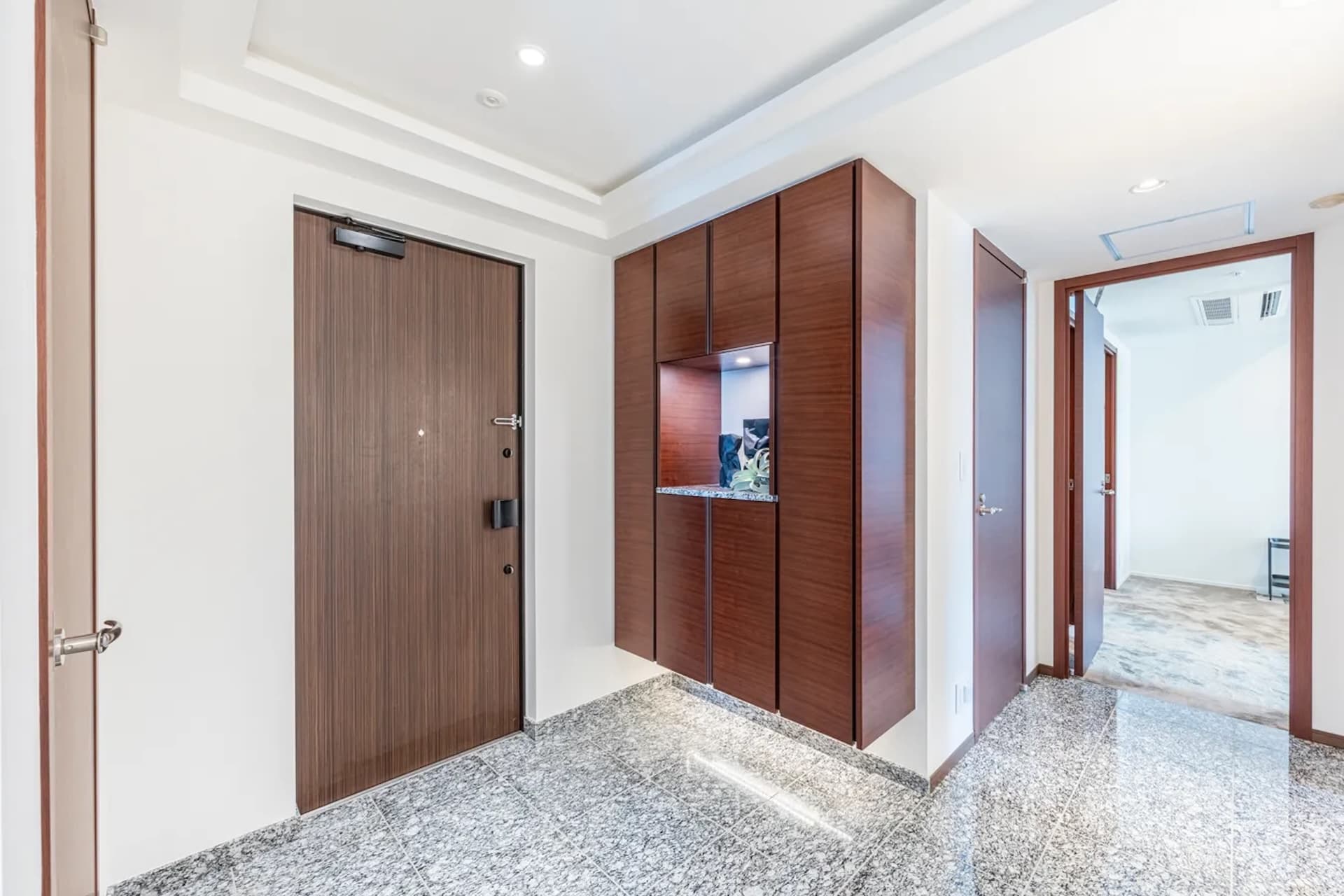 City Tower Azabujuban 6.jpg