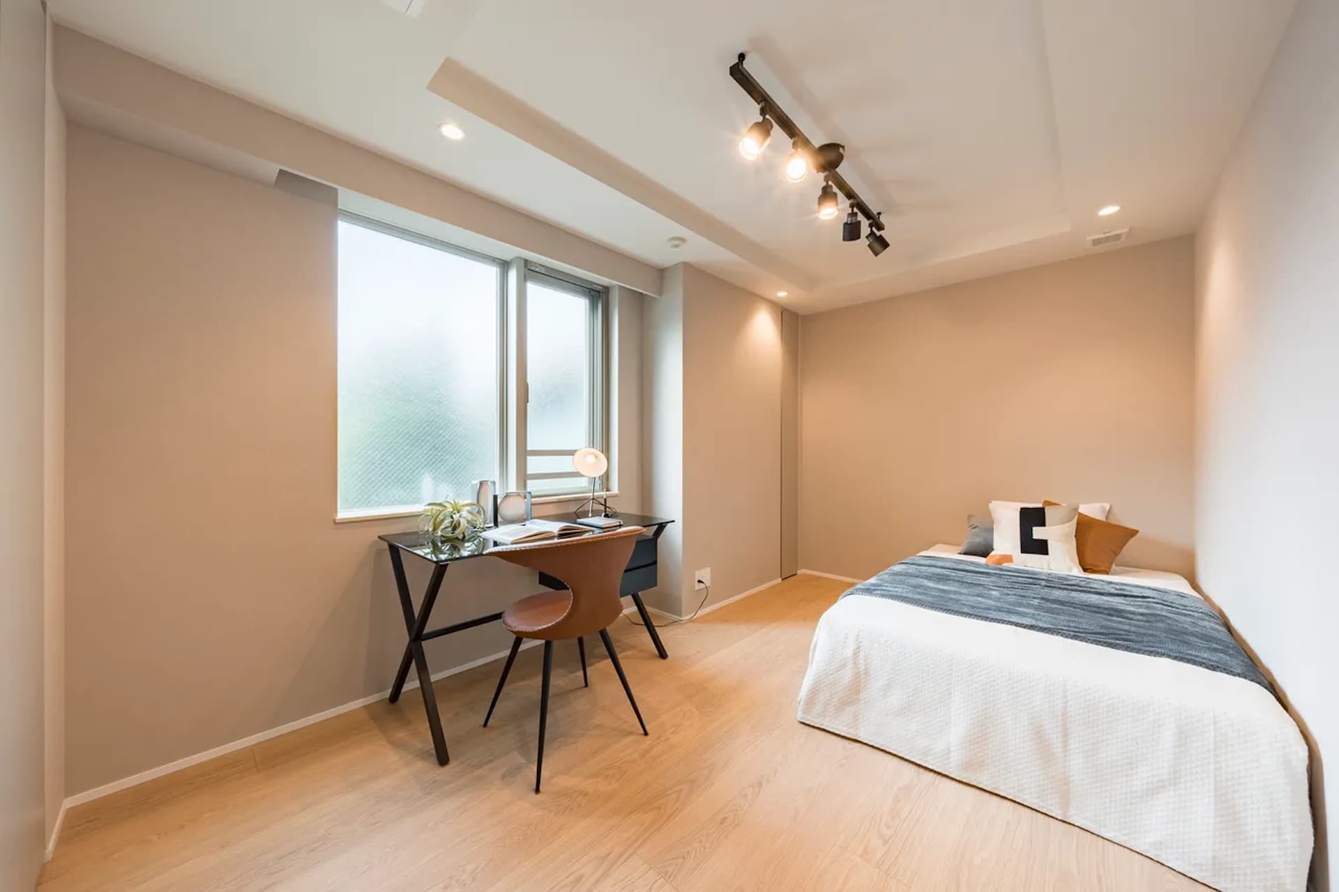 The Parkhouse Hiroo Hanezawa10.jpg