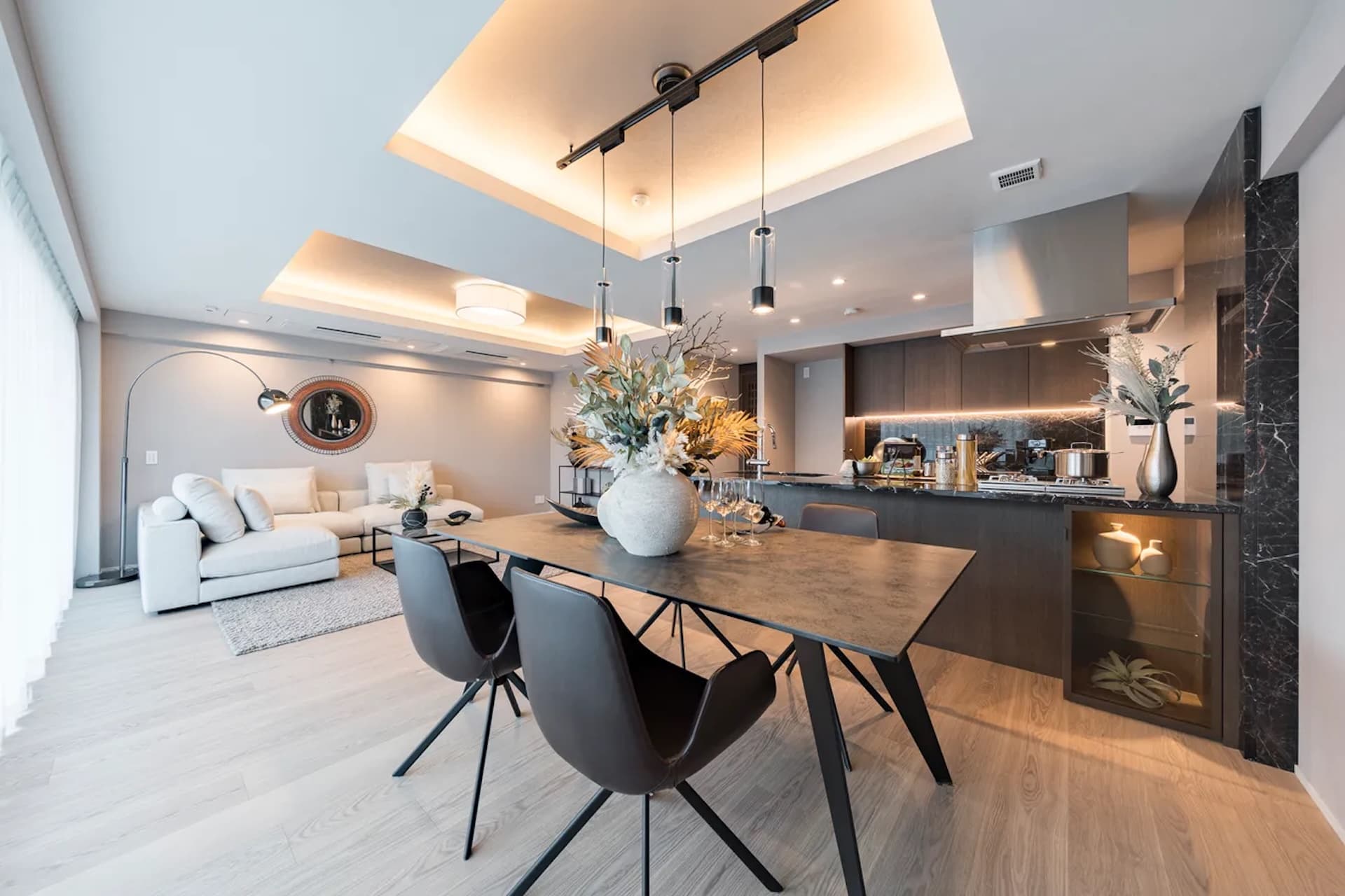 The Parkhouse Hiroo Hanezawa4.jpg