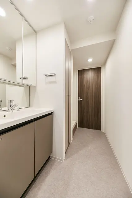 Urbanex Nihonbashi Bakurocho II 701 6.webp