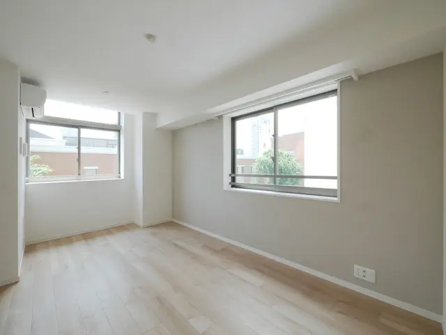 Rubia Akasaka 301 2.webp