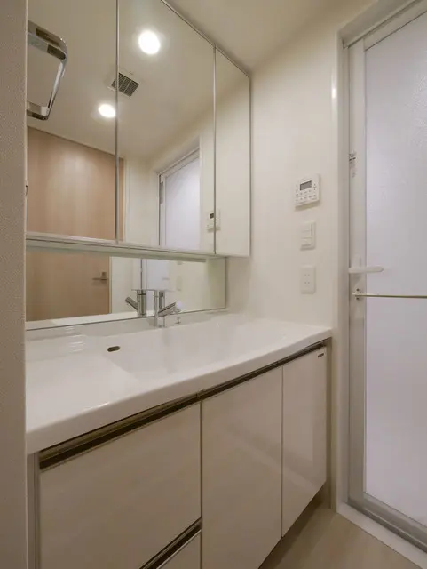 Rubia Akasaka 301 6.webp