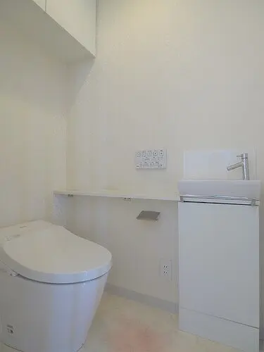 Open Residencia Aoyama Yamanishi Terrace 802 6.webp