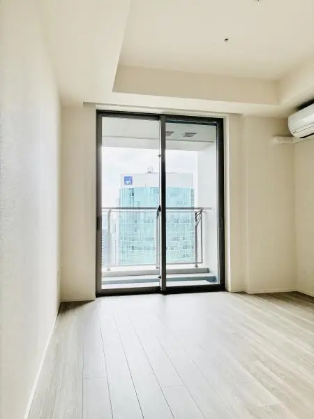 Shirokane The Sky 2908 6.webp