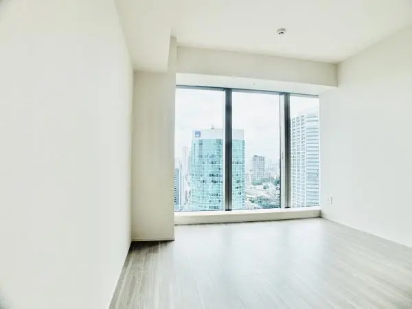 Shirokane The Sky 2908 2.webp