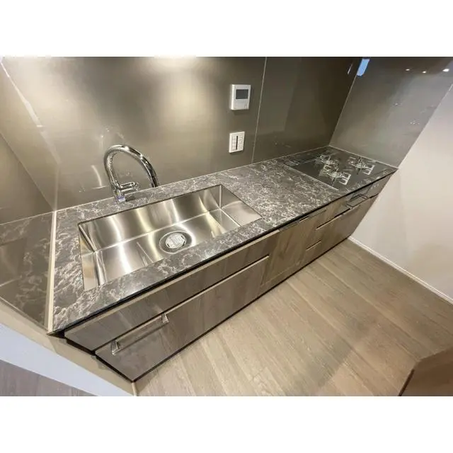 Branz Hongo 207 3.webp