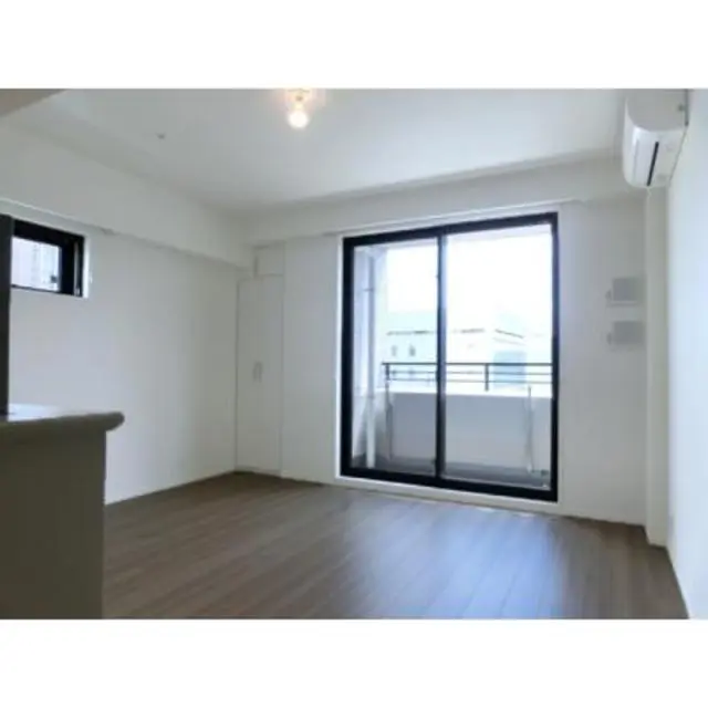 Park Axis Ochanomizu Hilltop 1001 2.webp