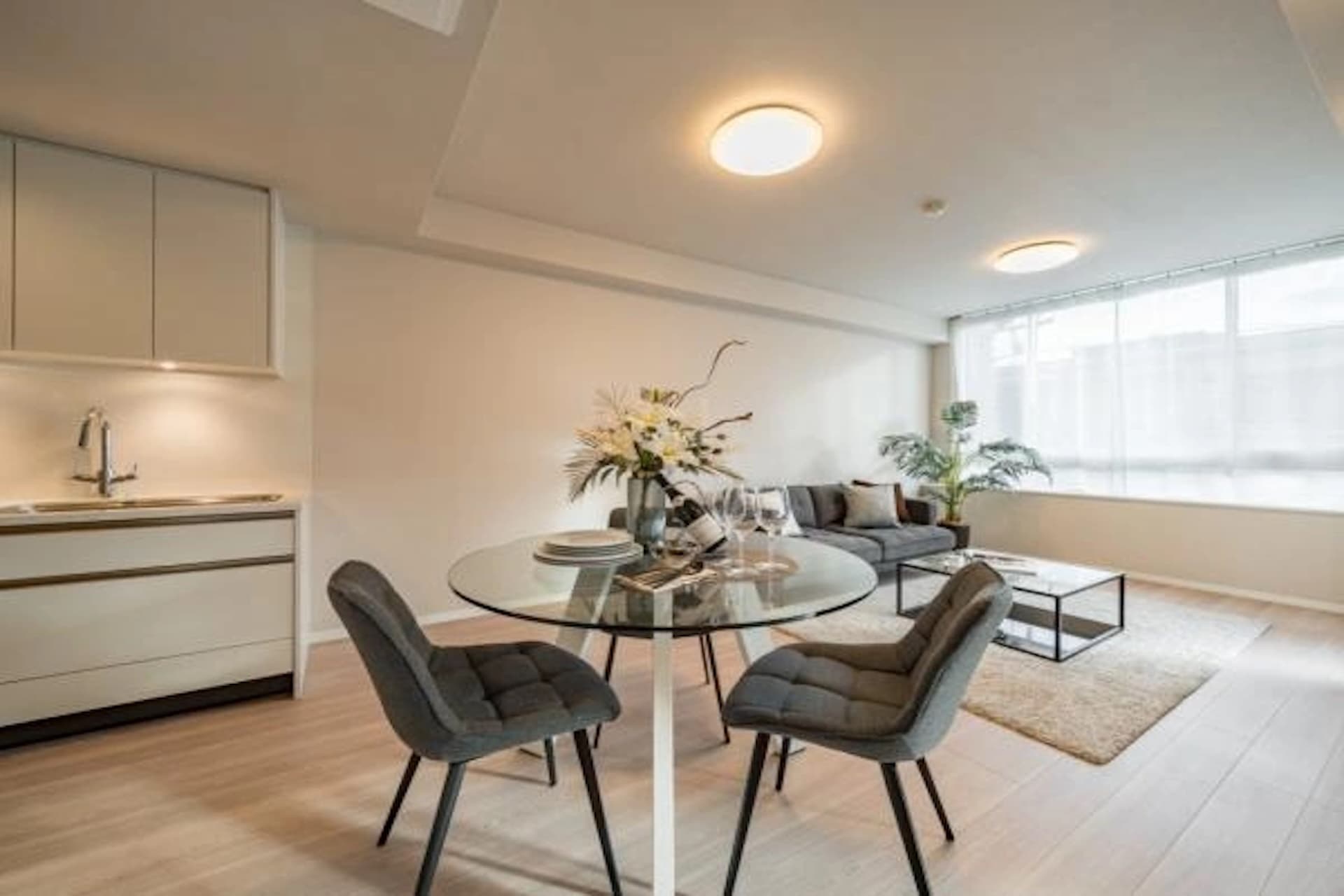 Park Grandy Yoyogi South Residence Building 4.jpg