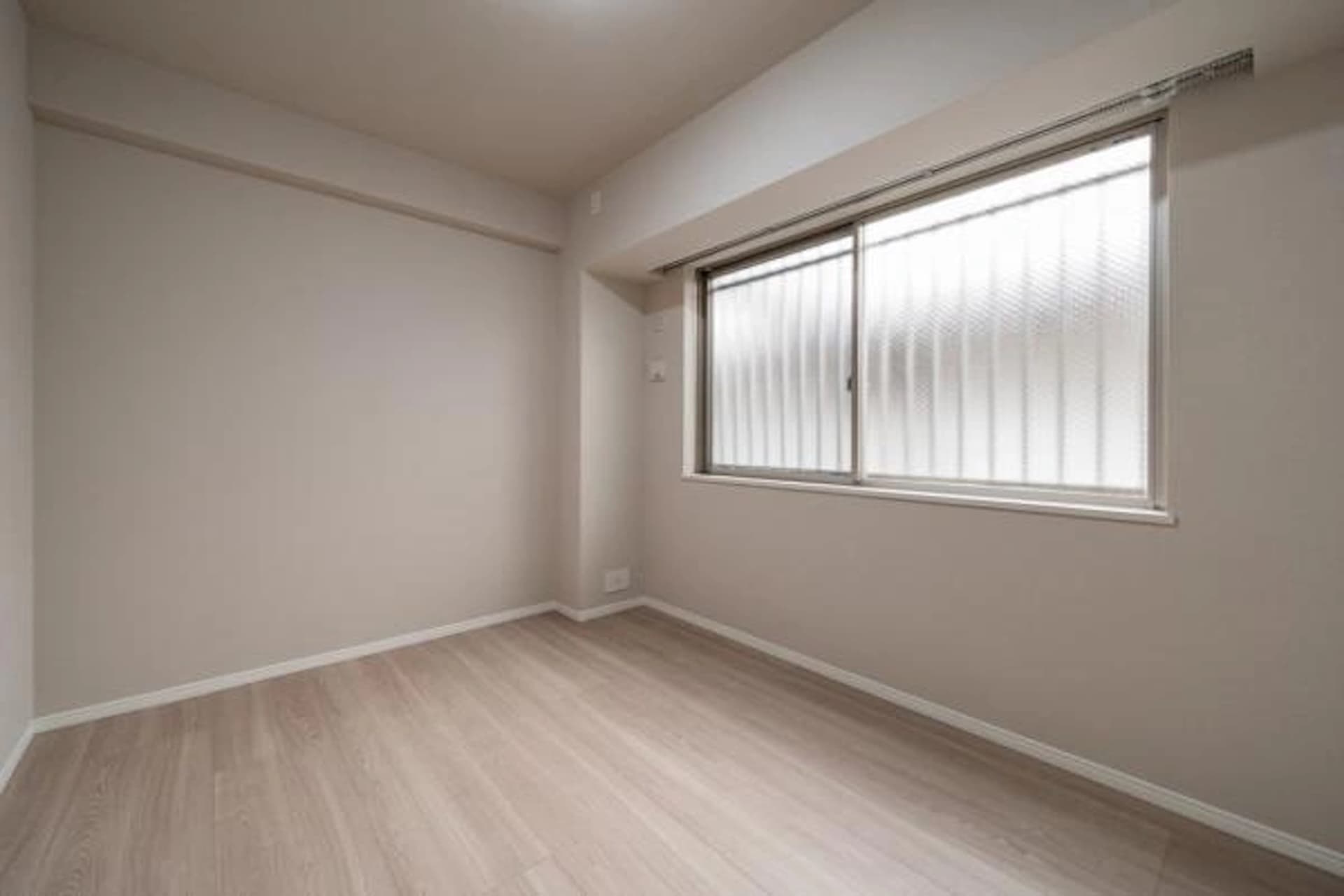 Park Grandy Yoyogi South Residence Building 9.jpg