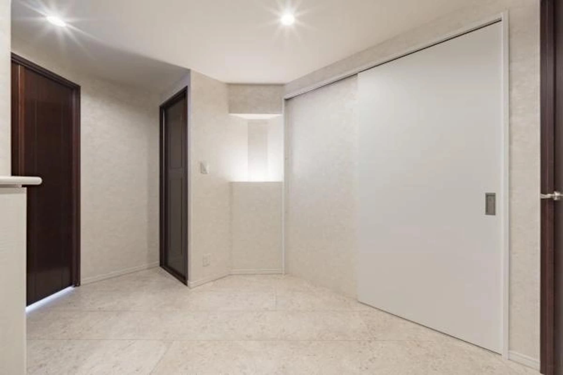 Park Grandy Yoyogi South Residence Building 19.jpg