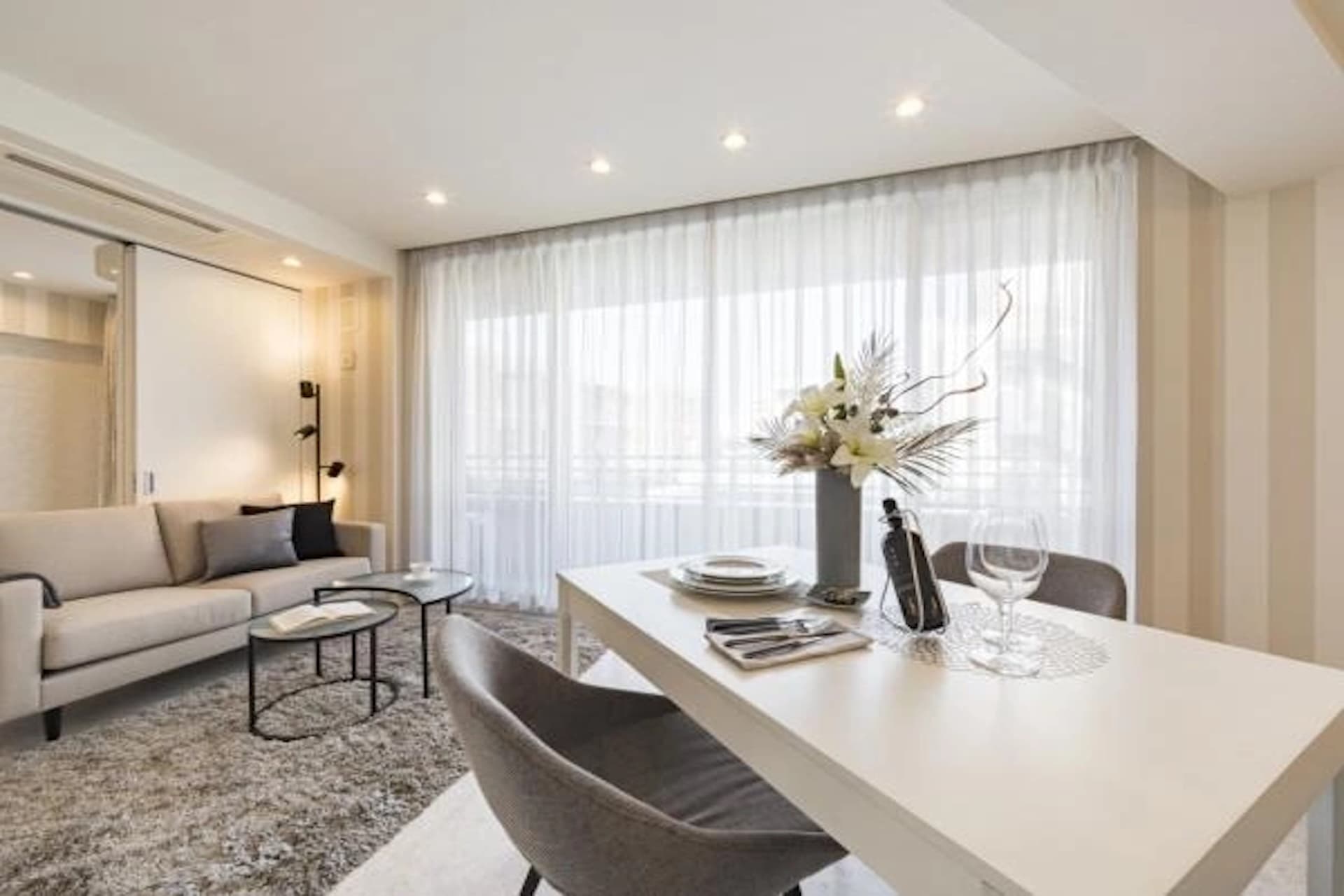 Park Grandy Yoyogi South Residence Building 4.jpg