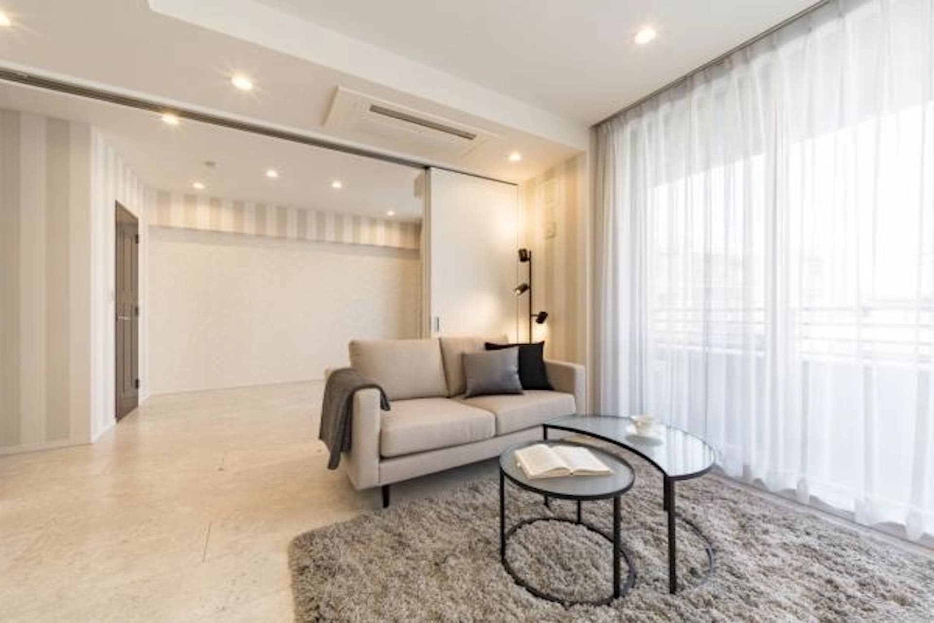 Park Grandy Yoyogi South Residence Building 5.jpg