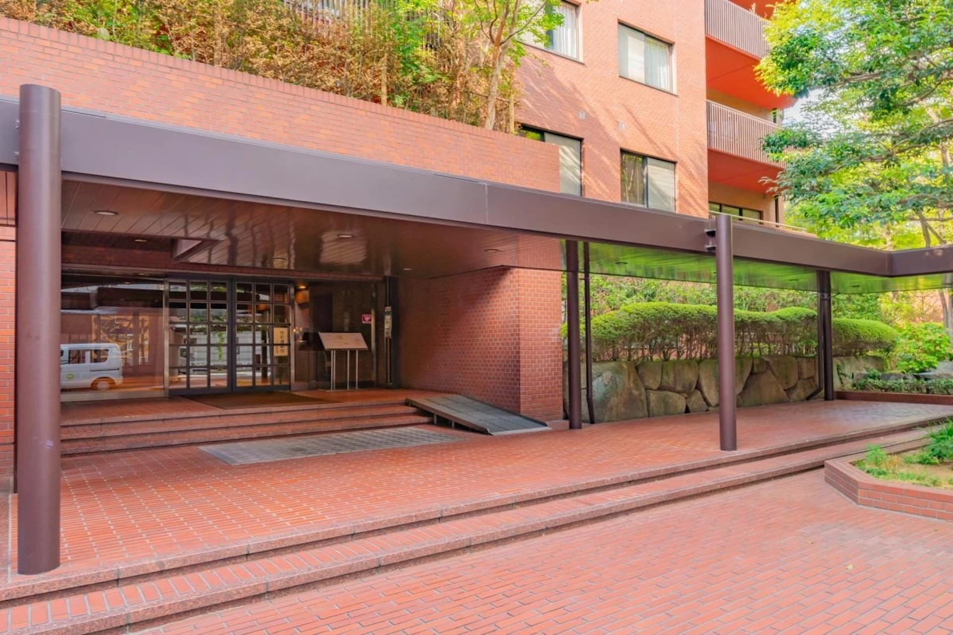 TOKO YOYOGI PAIR CITY19.jpg