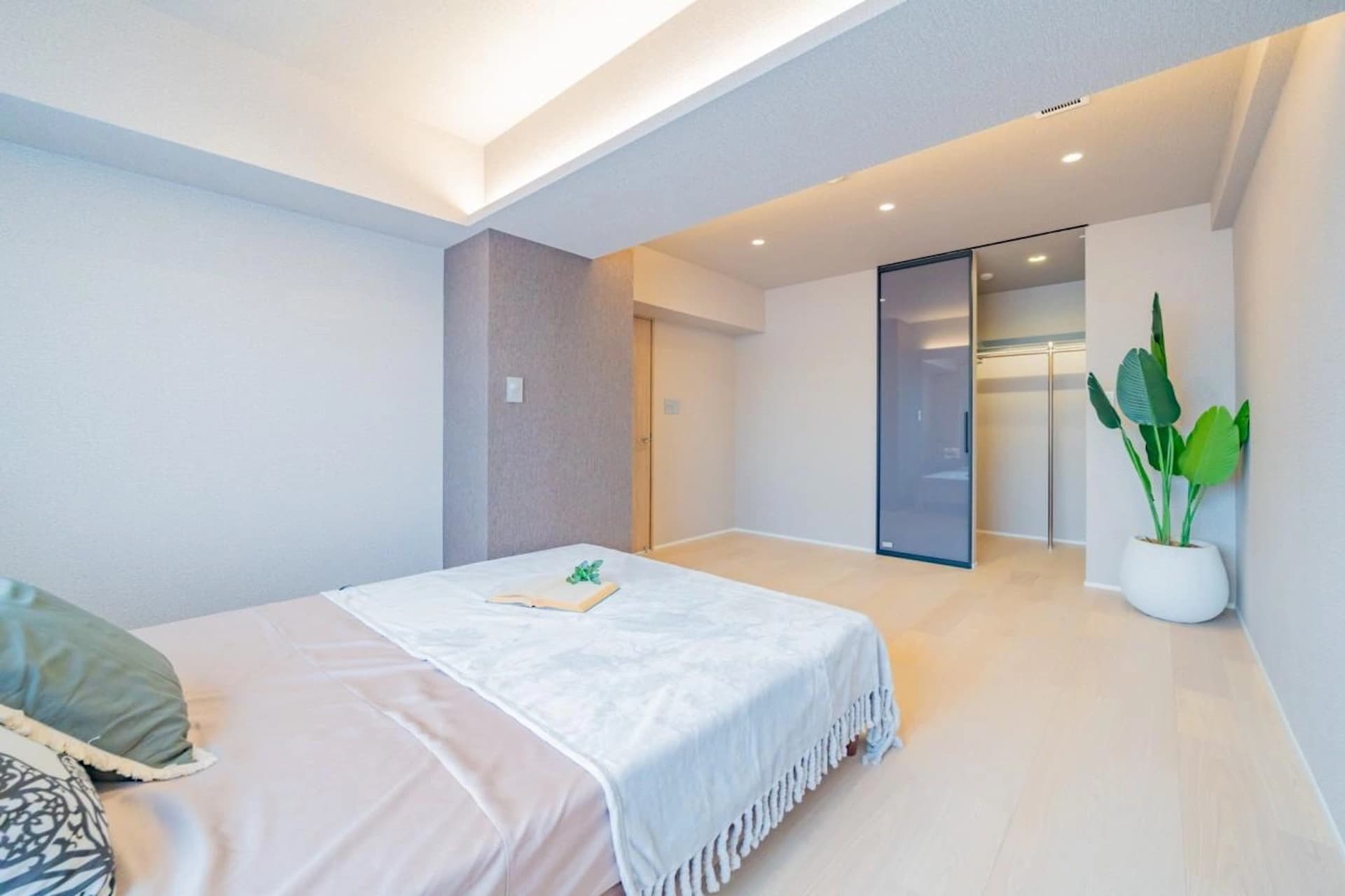 TOKO YOYOGI PAIR CITY10.jpg