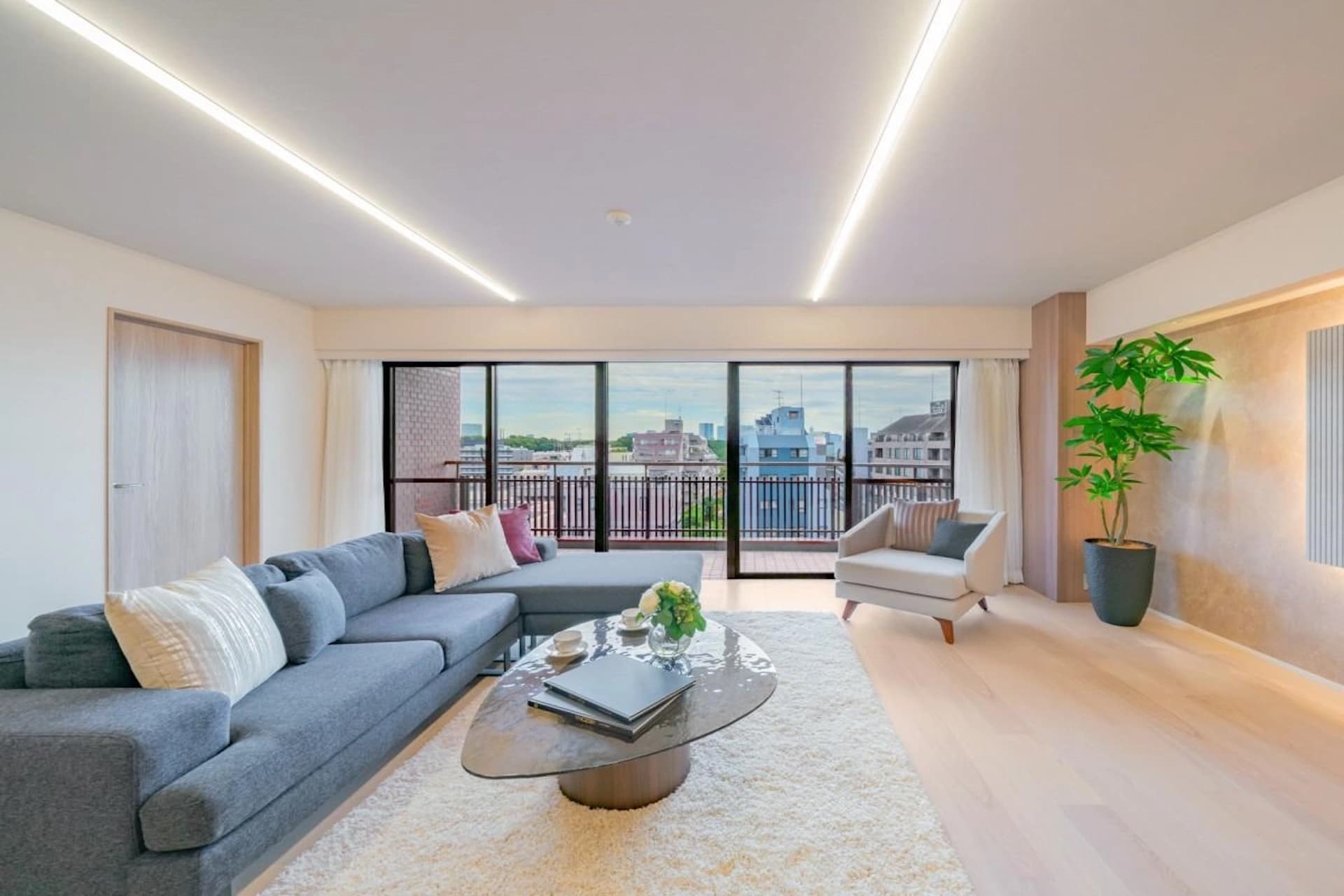 TOKO YOYOGI PAIR CITY4.jpg