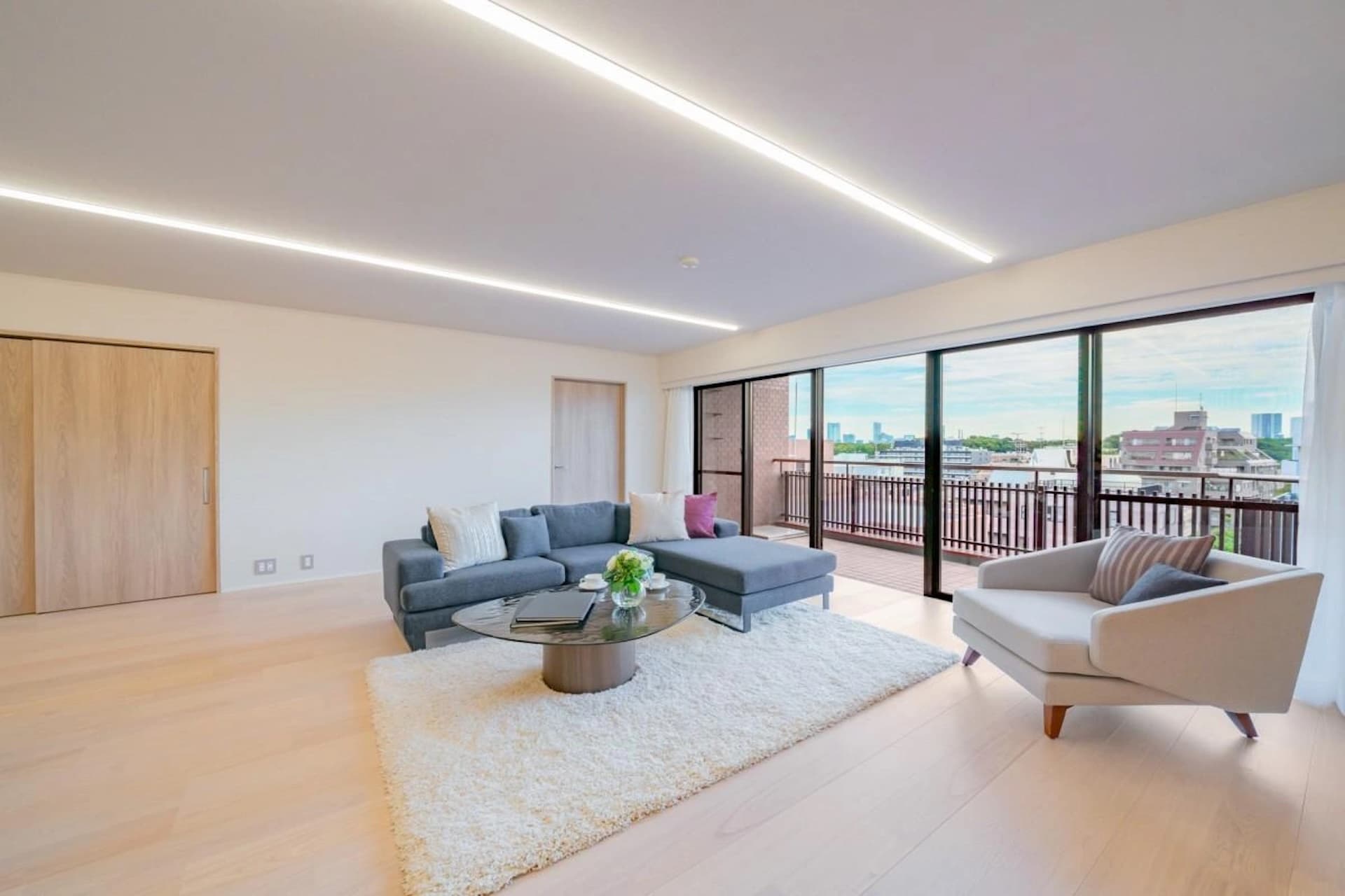 TOKO YOYOGI PAIR CITY5.jpg