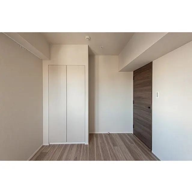 95022379_11 (1).webp