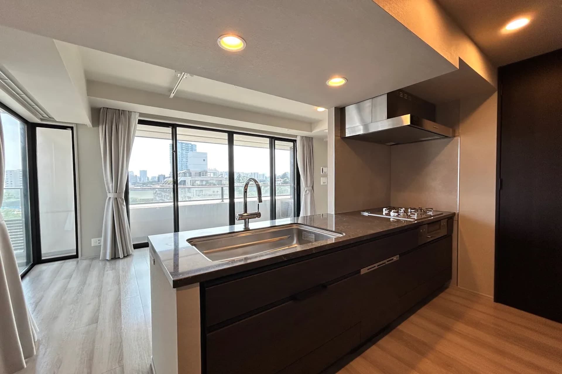 Atlas Tower Shirokane Residential1.jpg