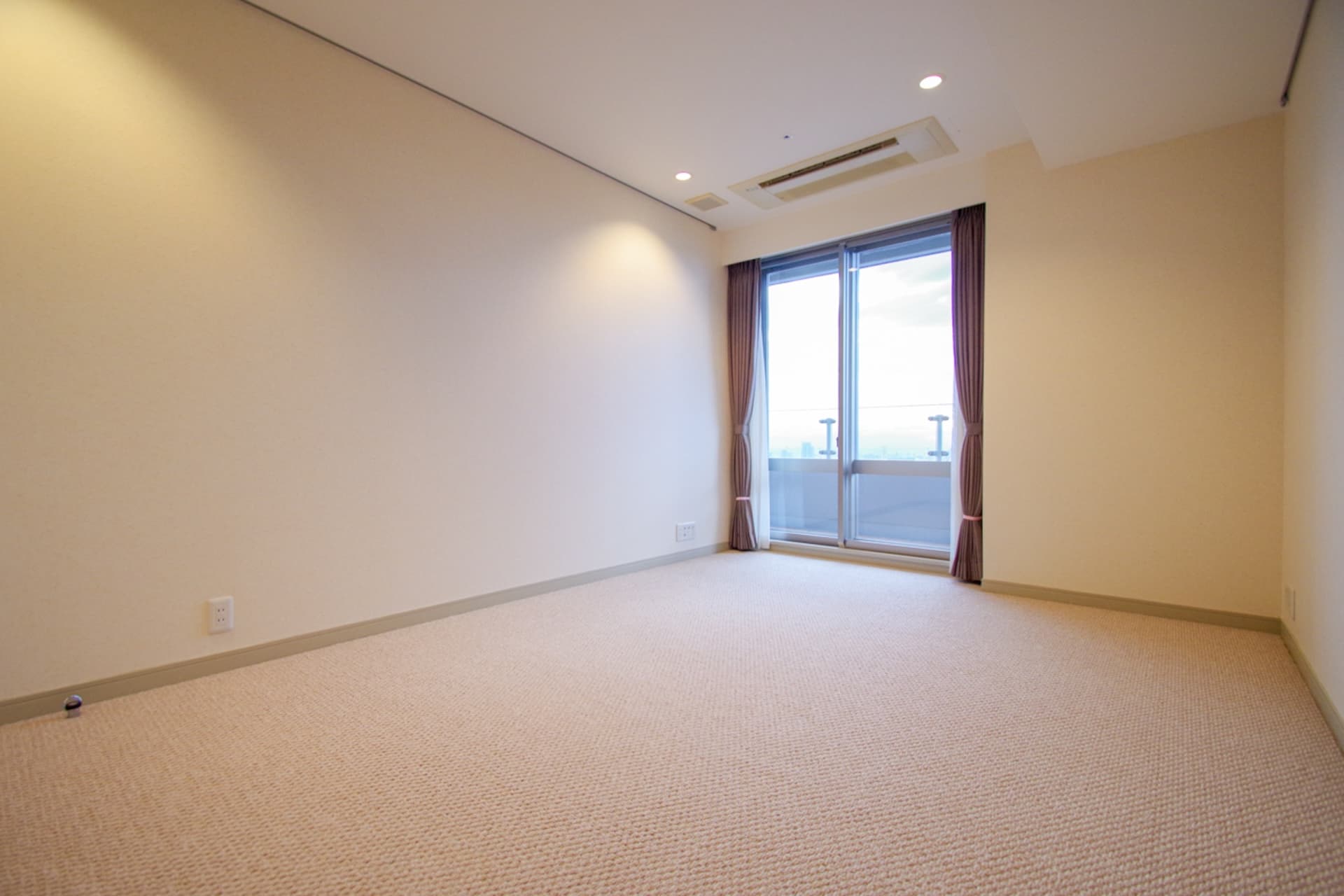 La Tour SHIODOME 6.jpg