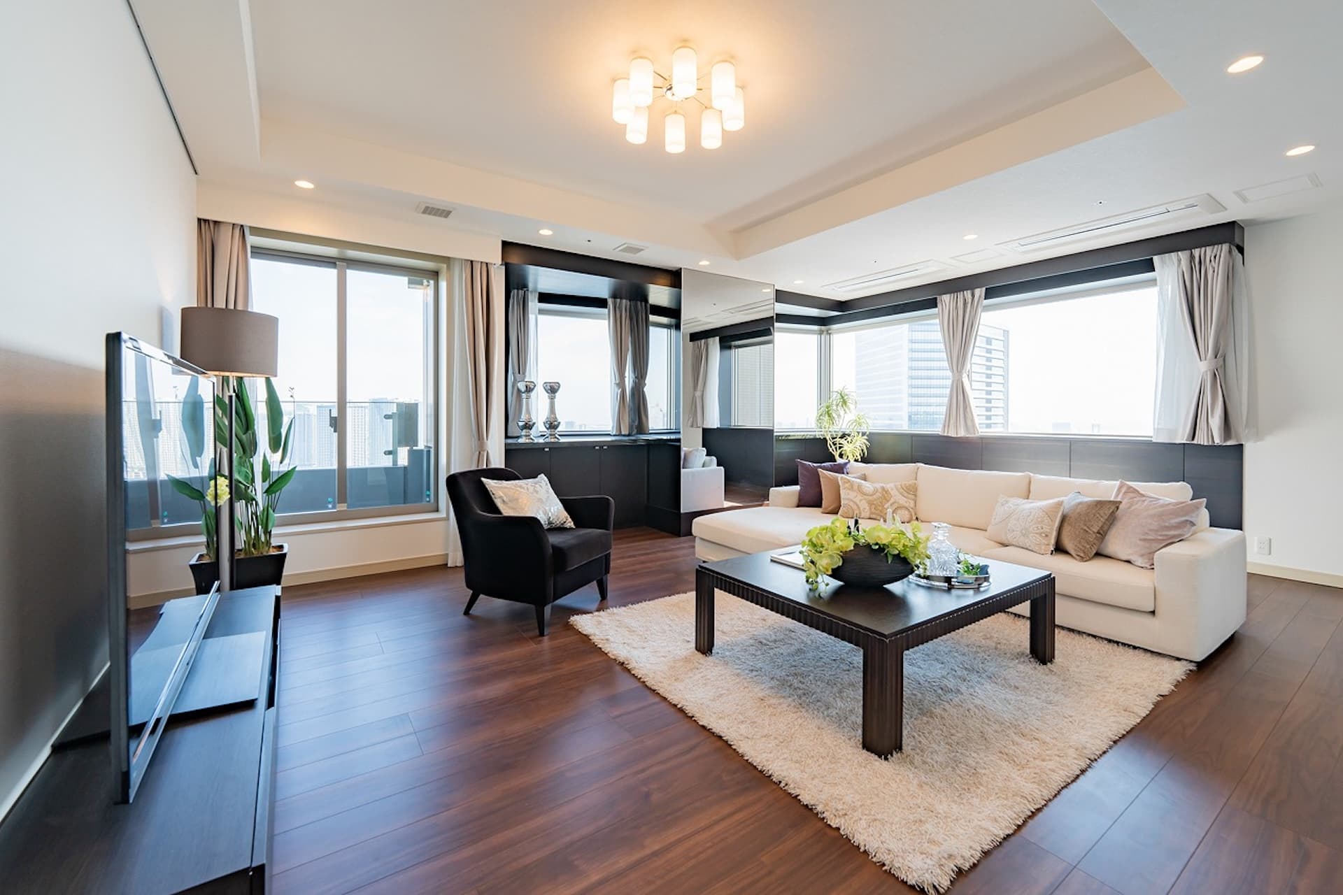 La Tour SHIODOME 1.jpg