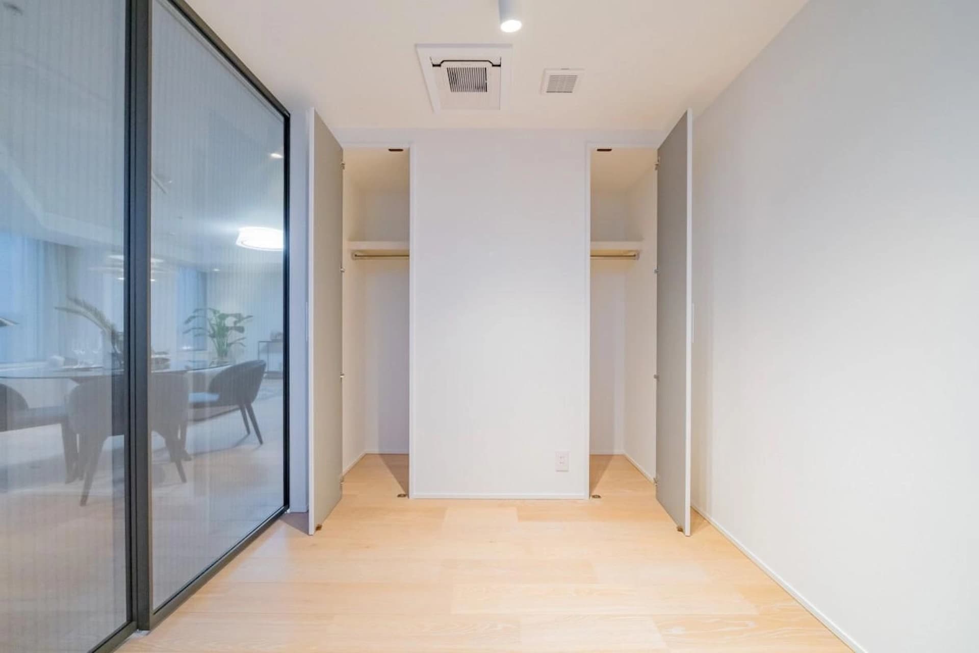 Shirokane Tower Tower Building 18.jpg