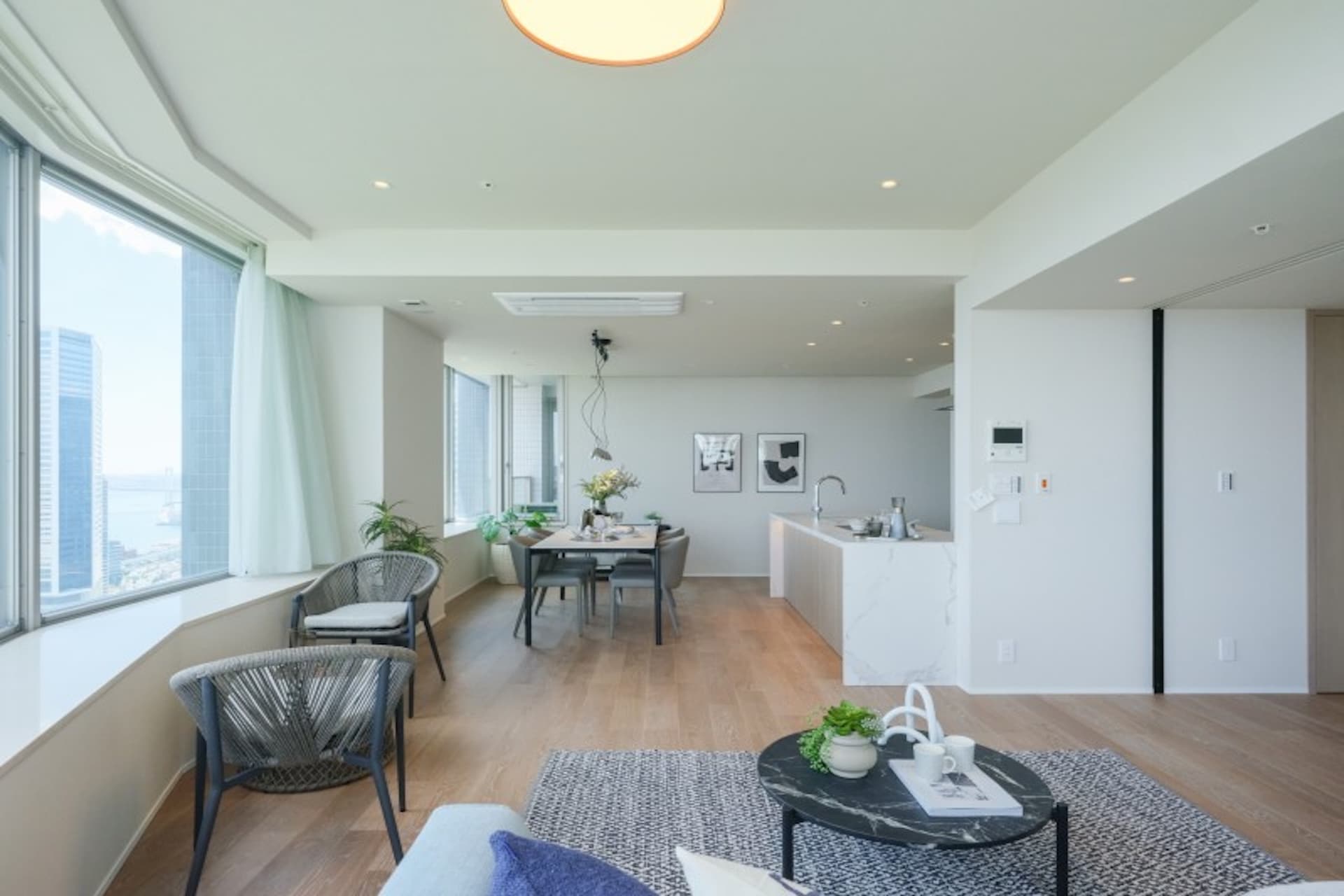 Tokyo Twin Parks Light Wing 2.jpeg