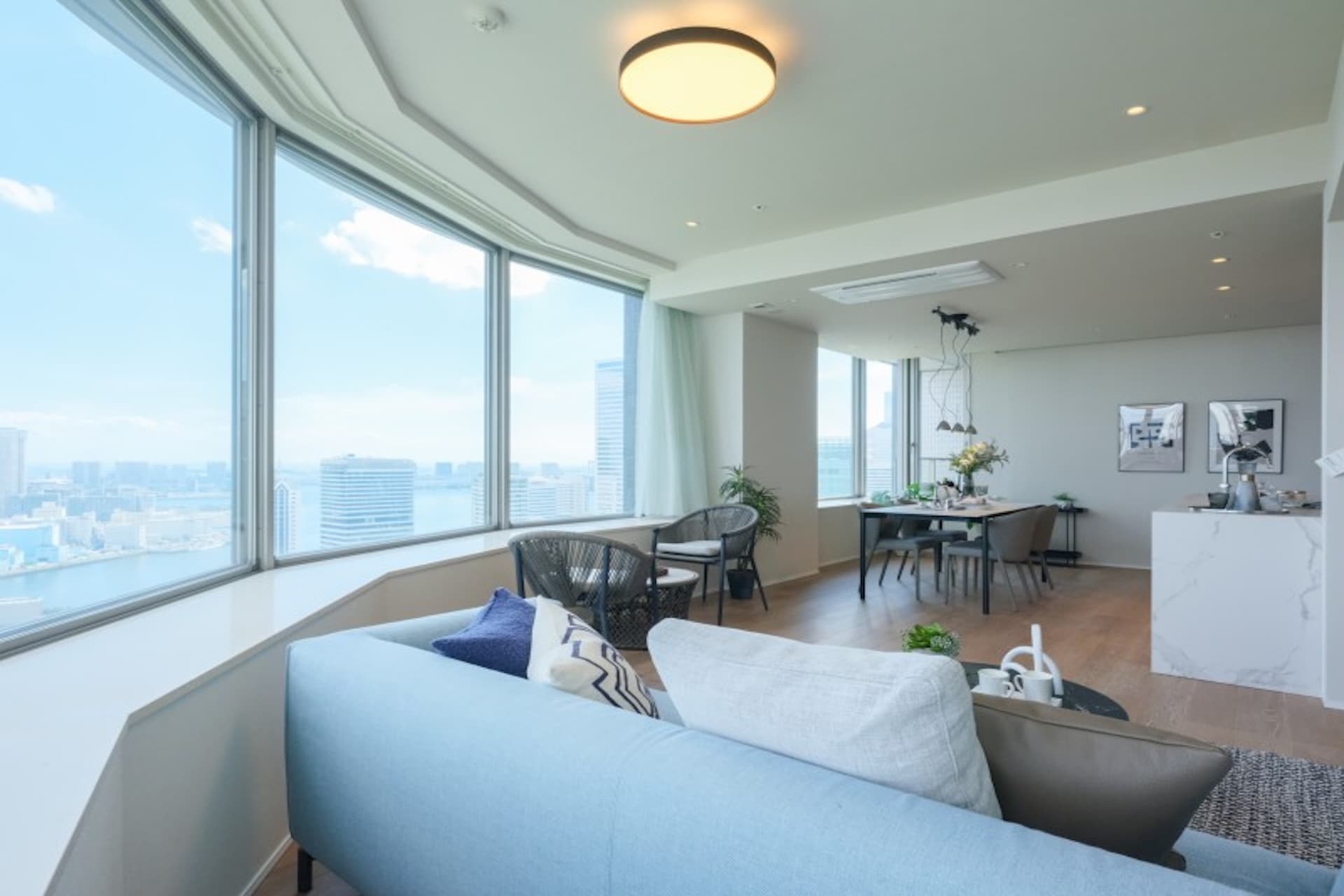 Tokyo Twin Parks Light Wing 3.jpeg