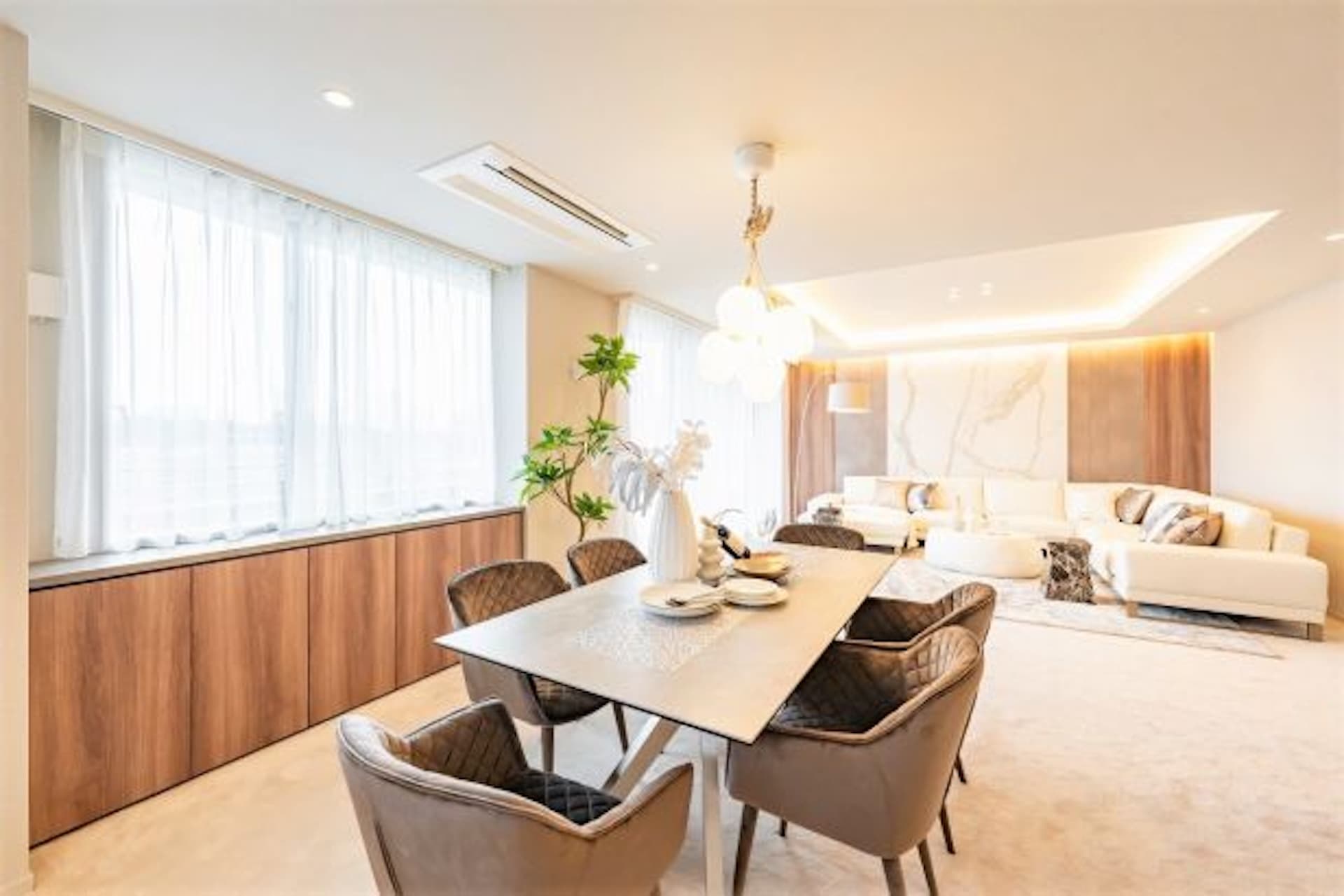 Hiroo Garden Hills South Hill Building D 19.jpg