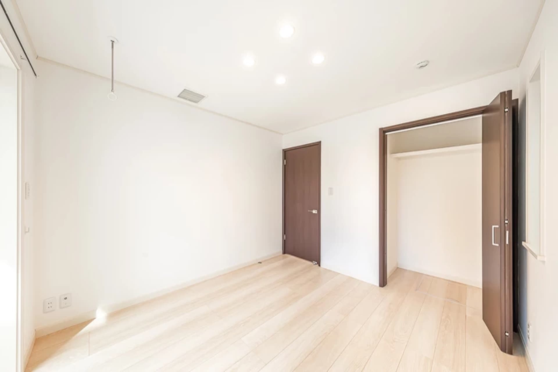Detached house in Okusawa 6-chome, Setagaya Ward17.jpg
