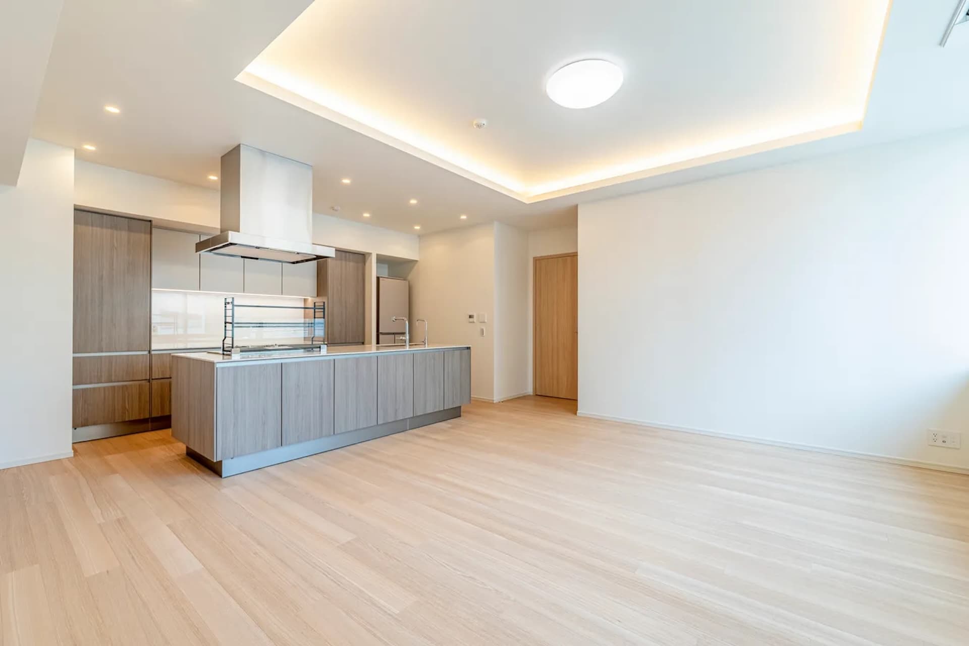 The Parkhouse Grand Sanbancho 2613.jpg