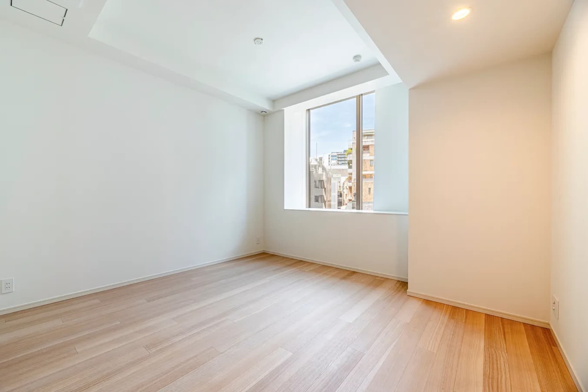 The Parkhouse Grand Sanbancho 2616.jpg