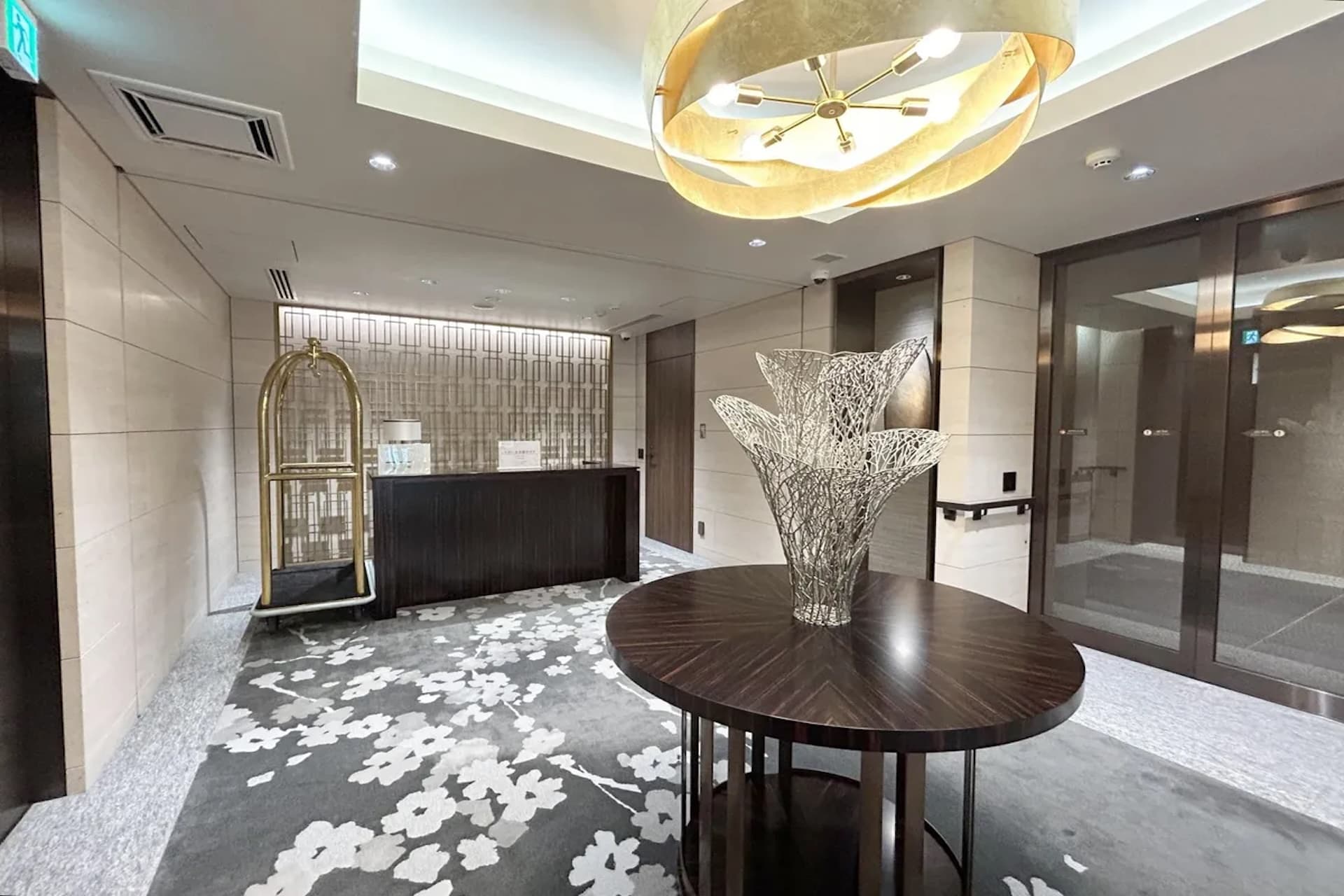 The Parkhouse Grand Sanbancho 2621.jpg