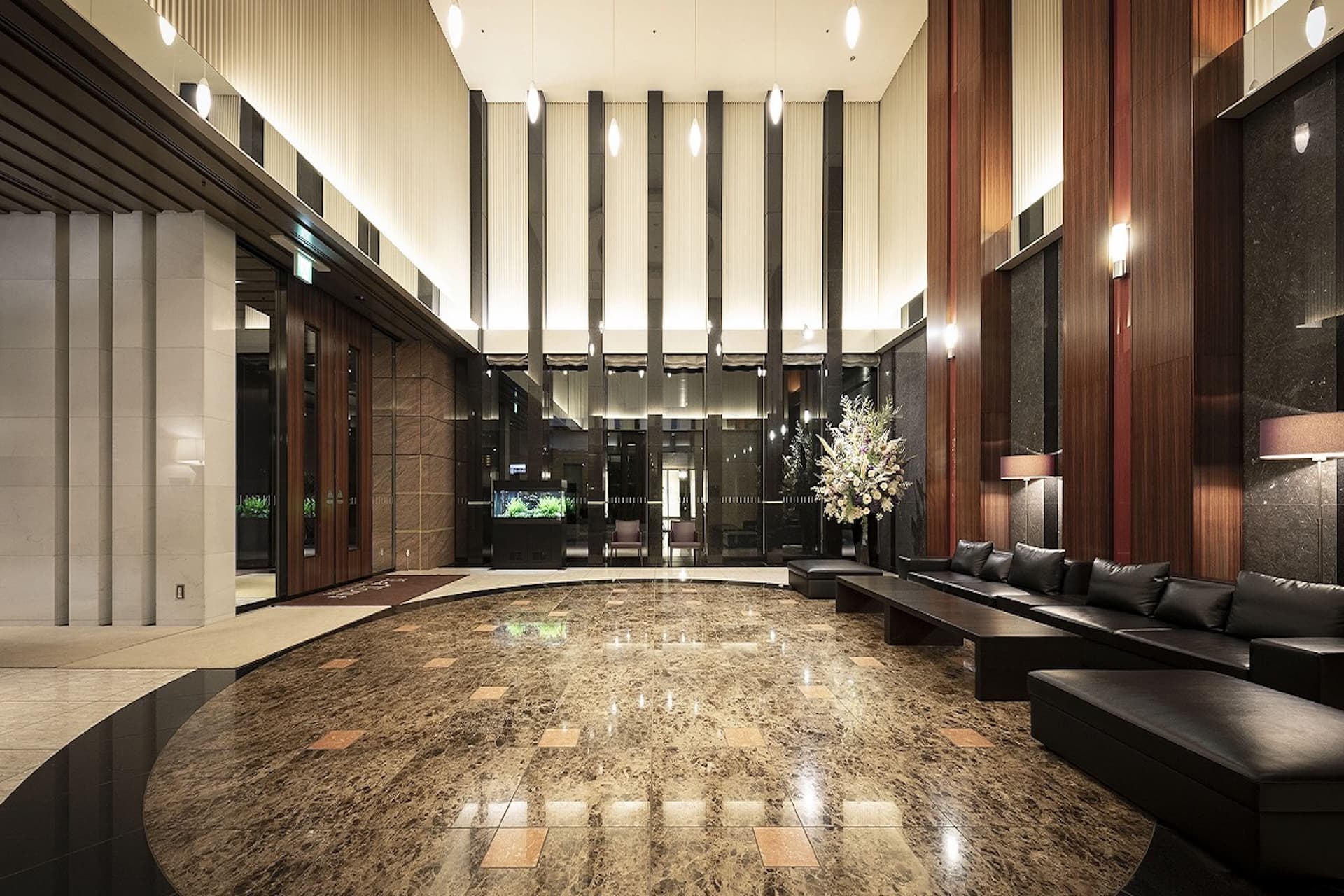 La Tour CHIYODA 114.jpg