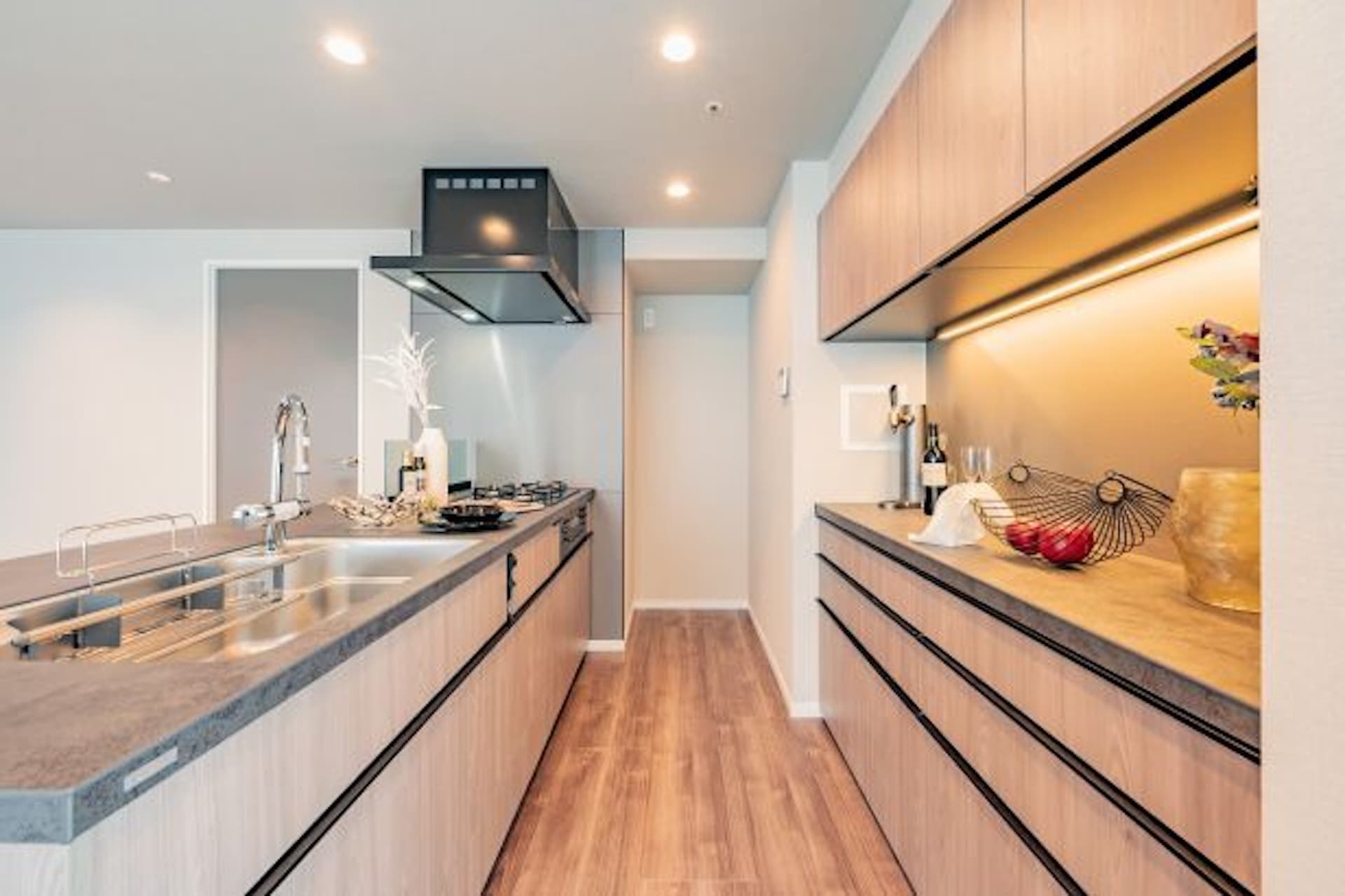 Lions Yotsuya Tower Gate6.jpg