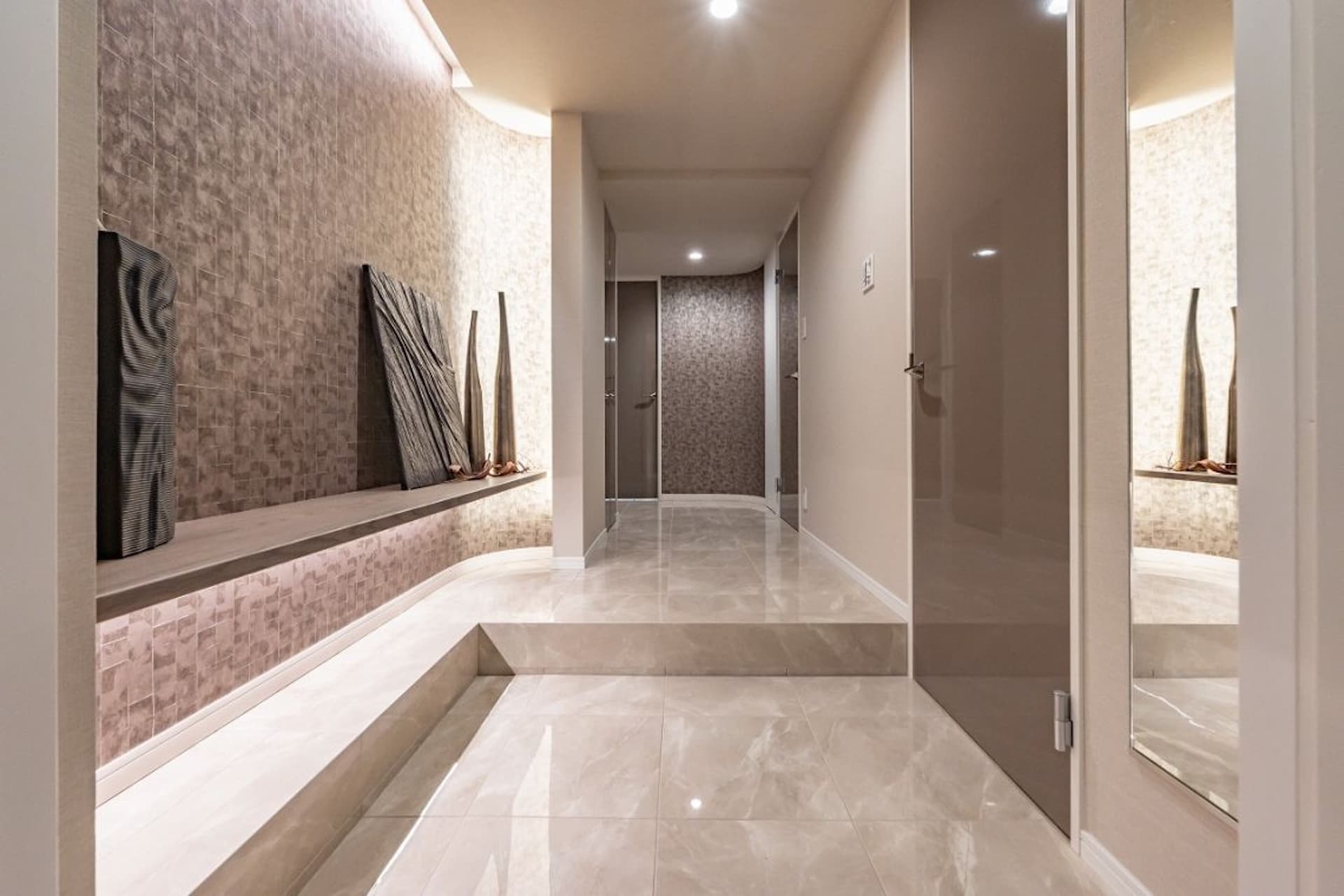 Lions Yotsuya Tower Gate10.jpg