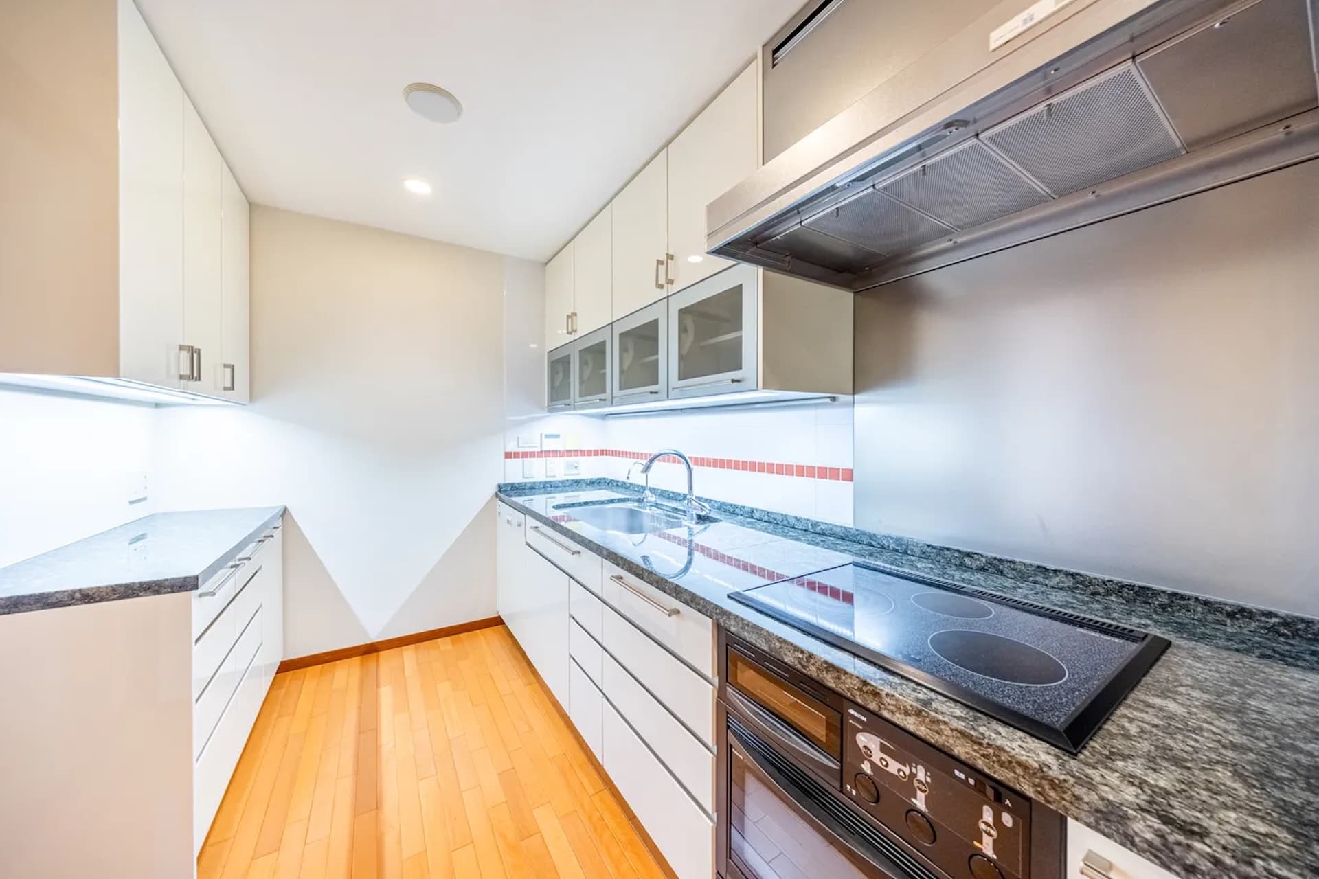 Aoyama Park Tower4.jpg