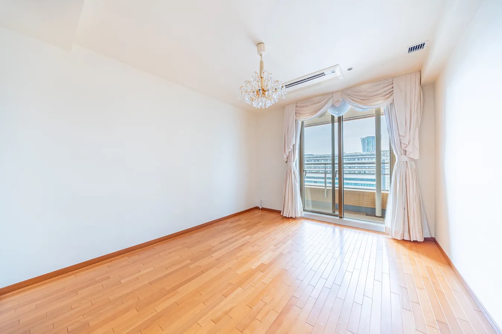 Aoyama Park Tower2.jpg