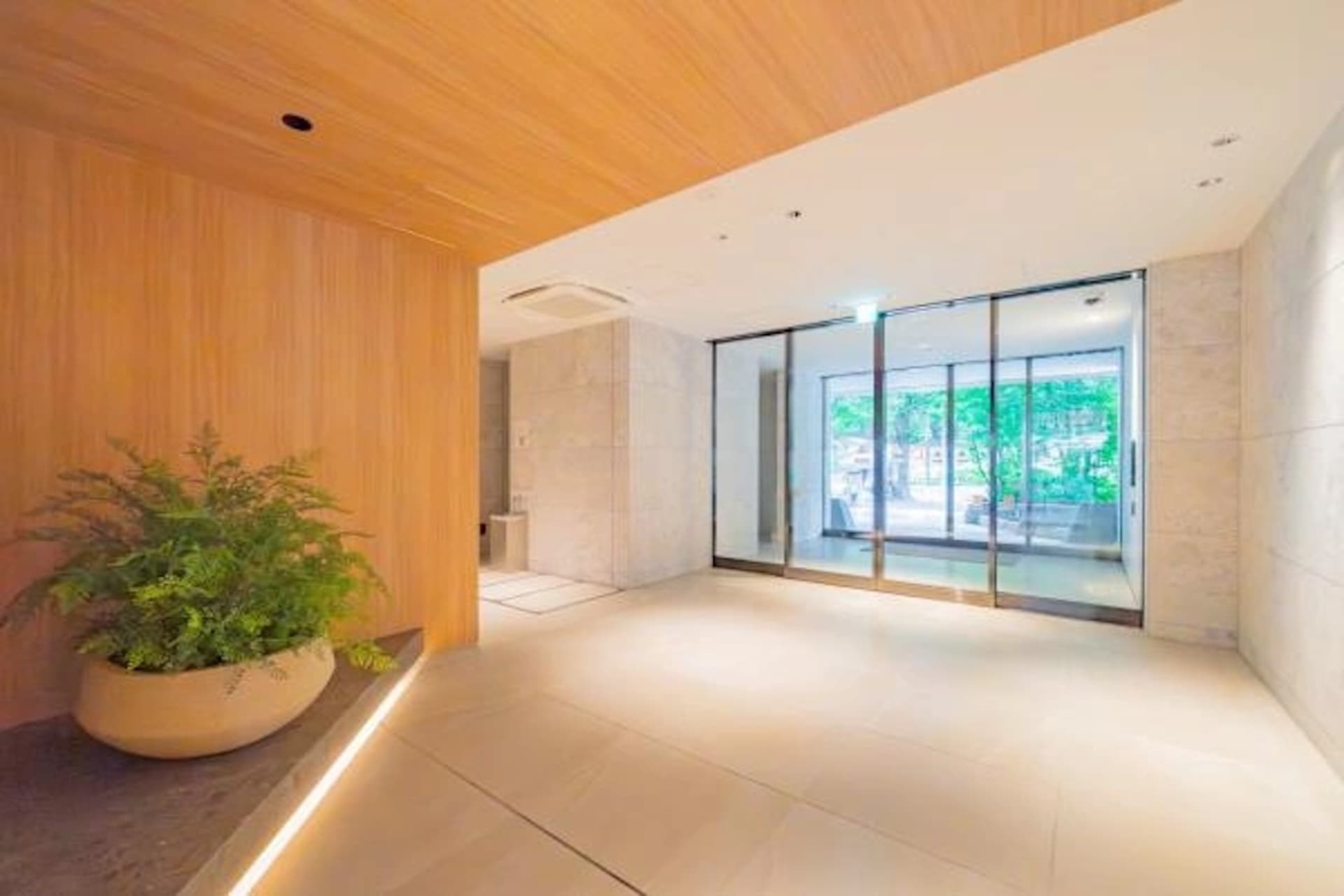 Brands Shibuya Yoyogi Park8.jpg