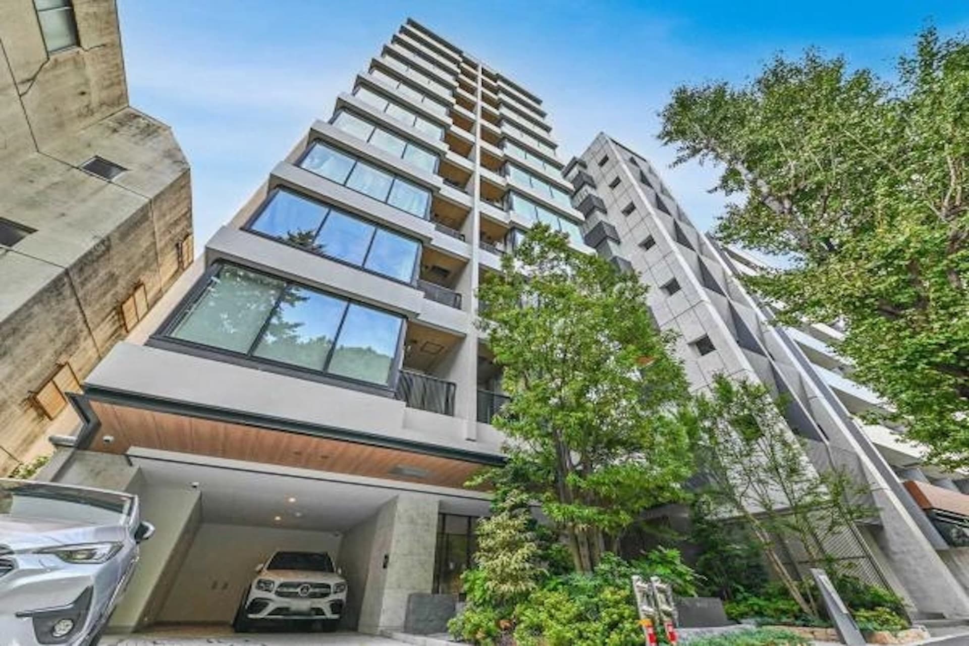 Brands Shibuya Yoyogi Park2.jpg