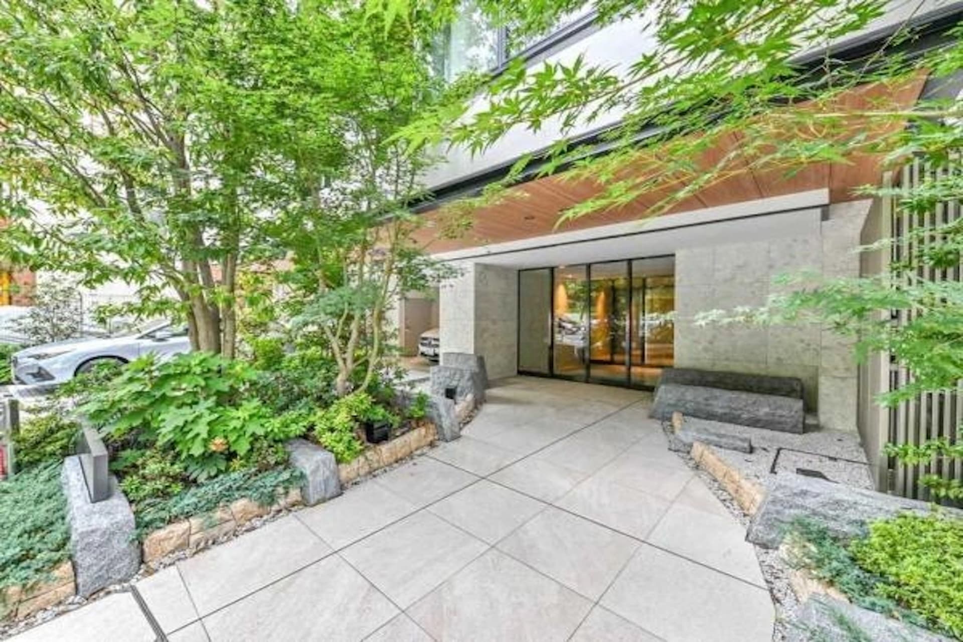 Brands Shibuya Yoyogi Park1.jpg