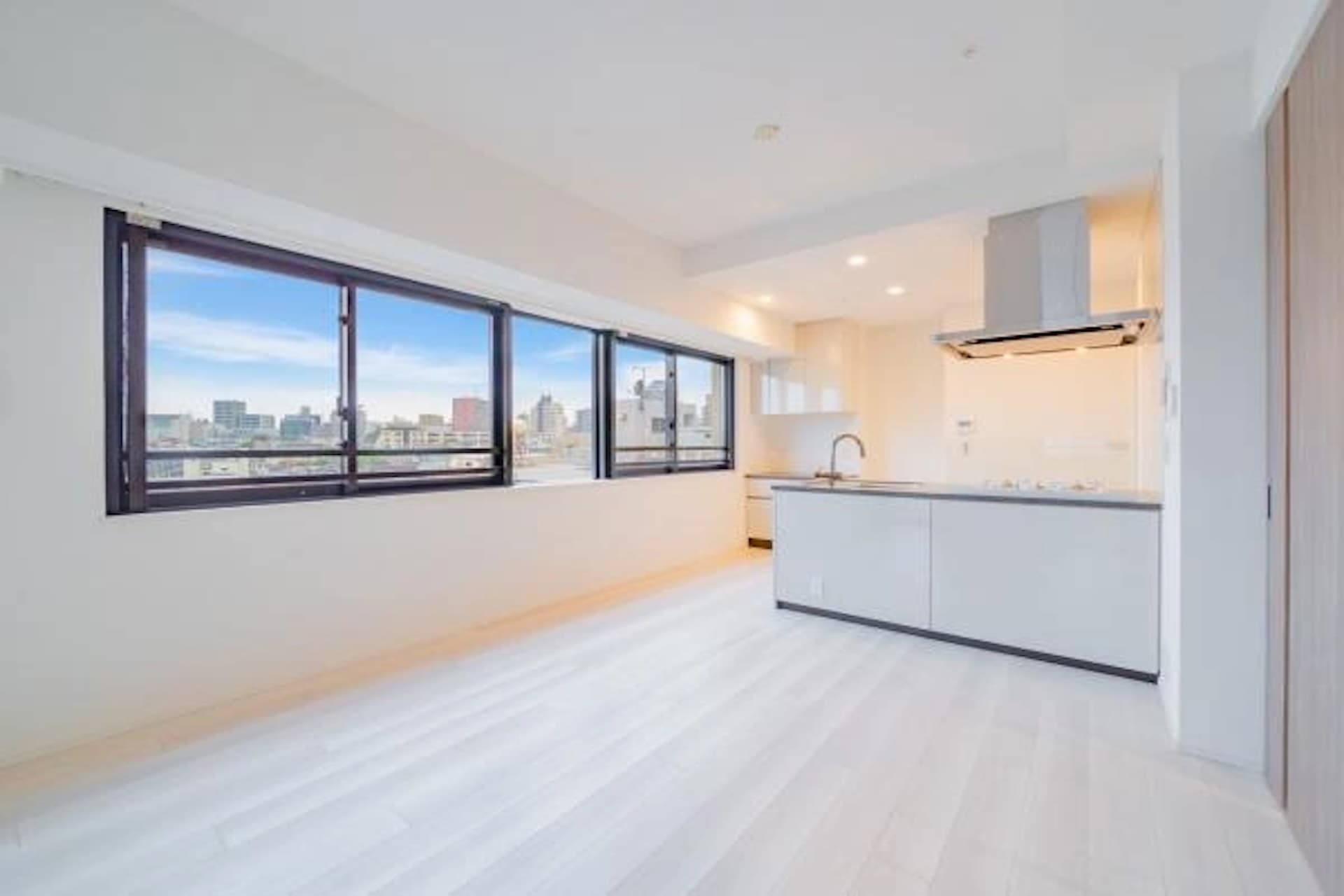 Brands Shibuya Yoyogi Park3.jpg