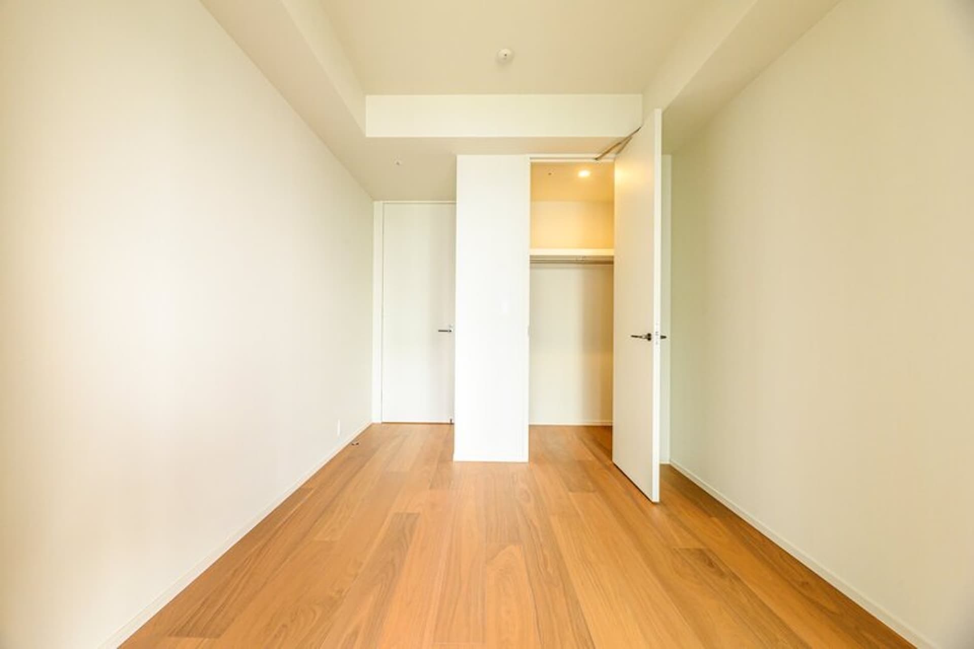 WORLD TOWER RESIDENCE1.jpg