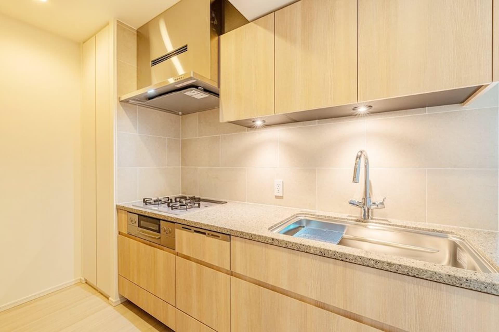 WORLD TOWER RESIDENCE 2.jpg