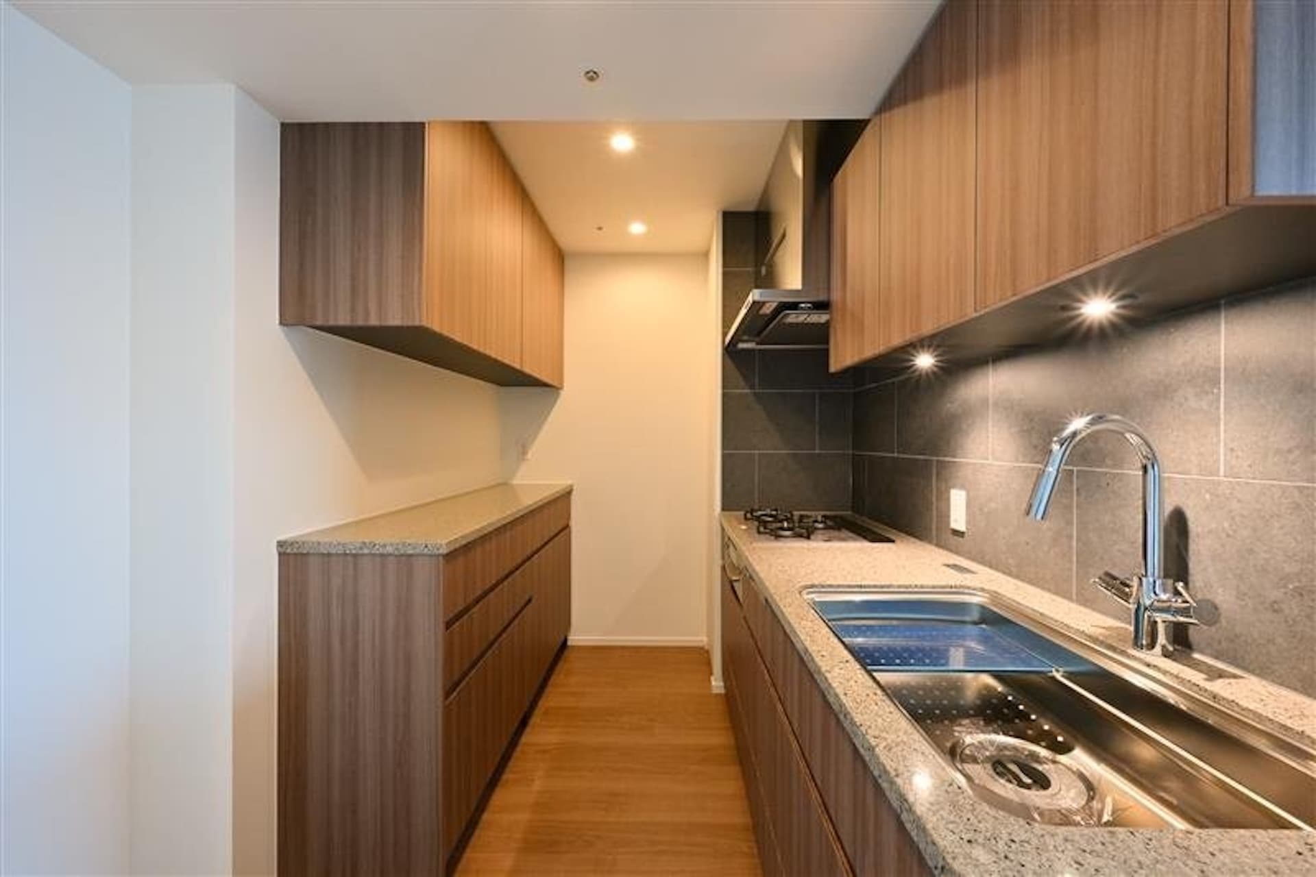 WORLD TOWER RESIDENCE6.jpg