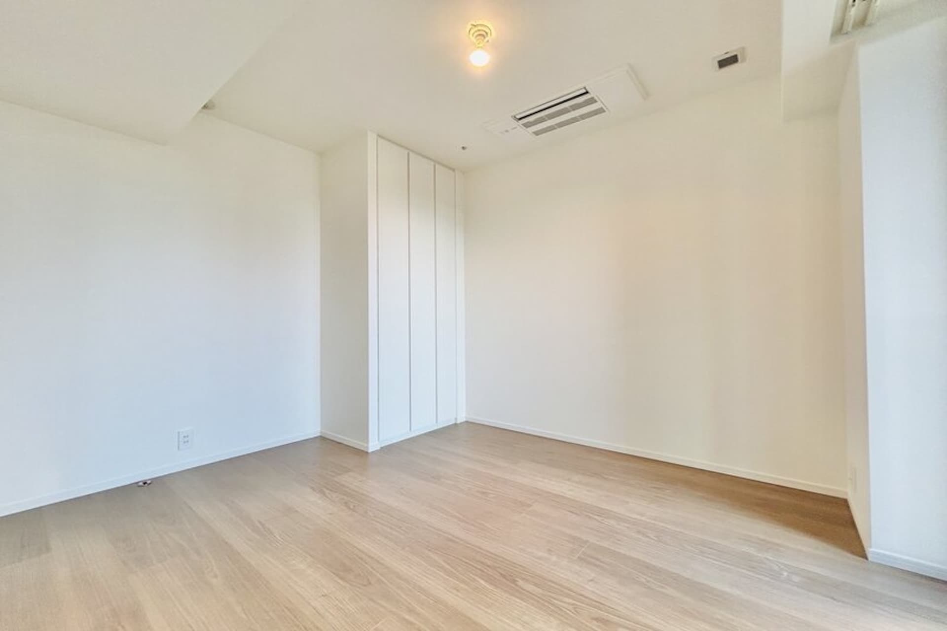 WORLD TOWER RESIDENCE3.jpg