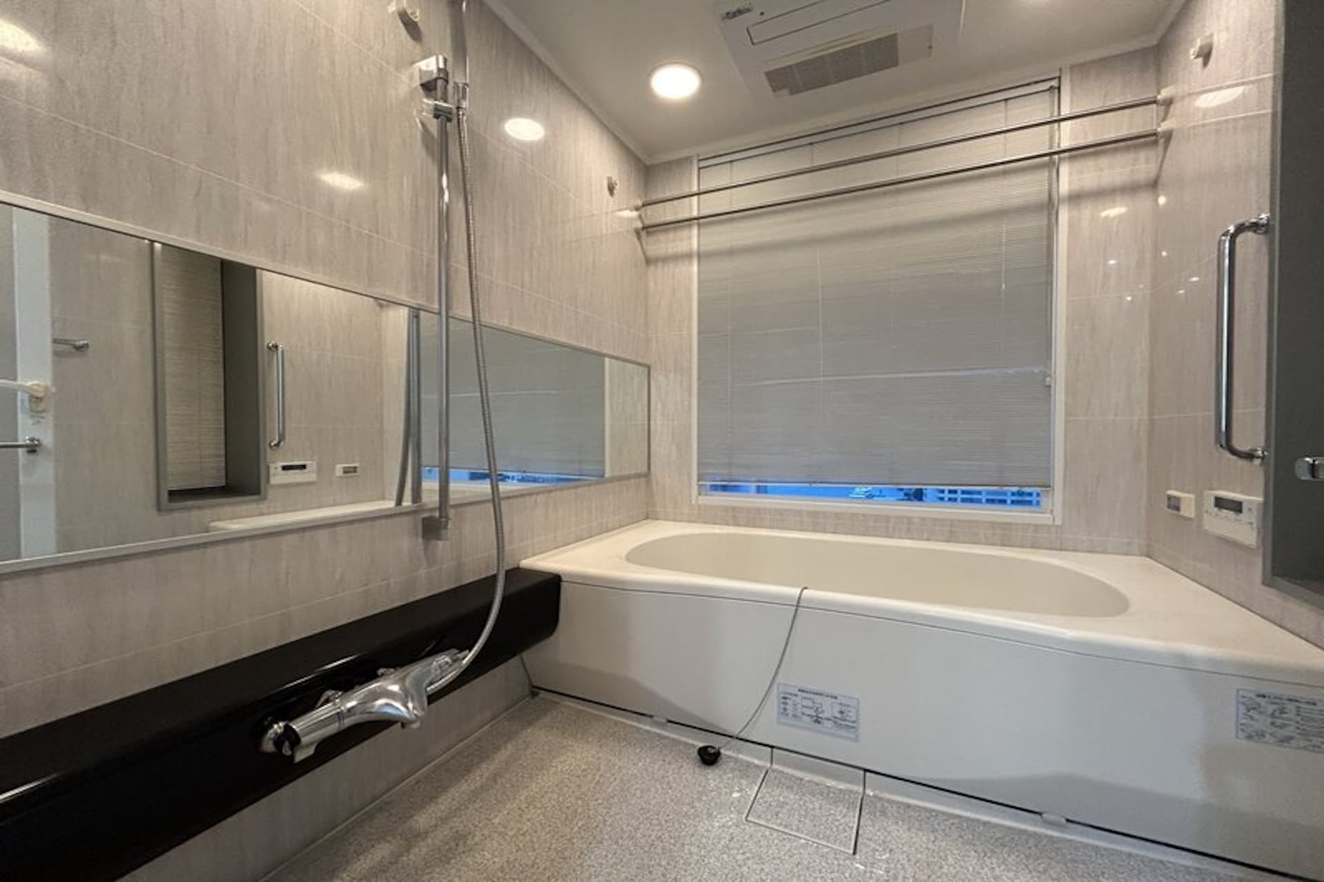 World City Towers 4.jpg