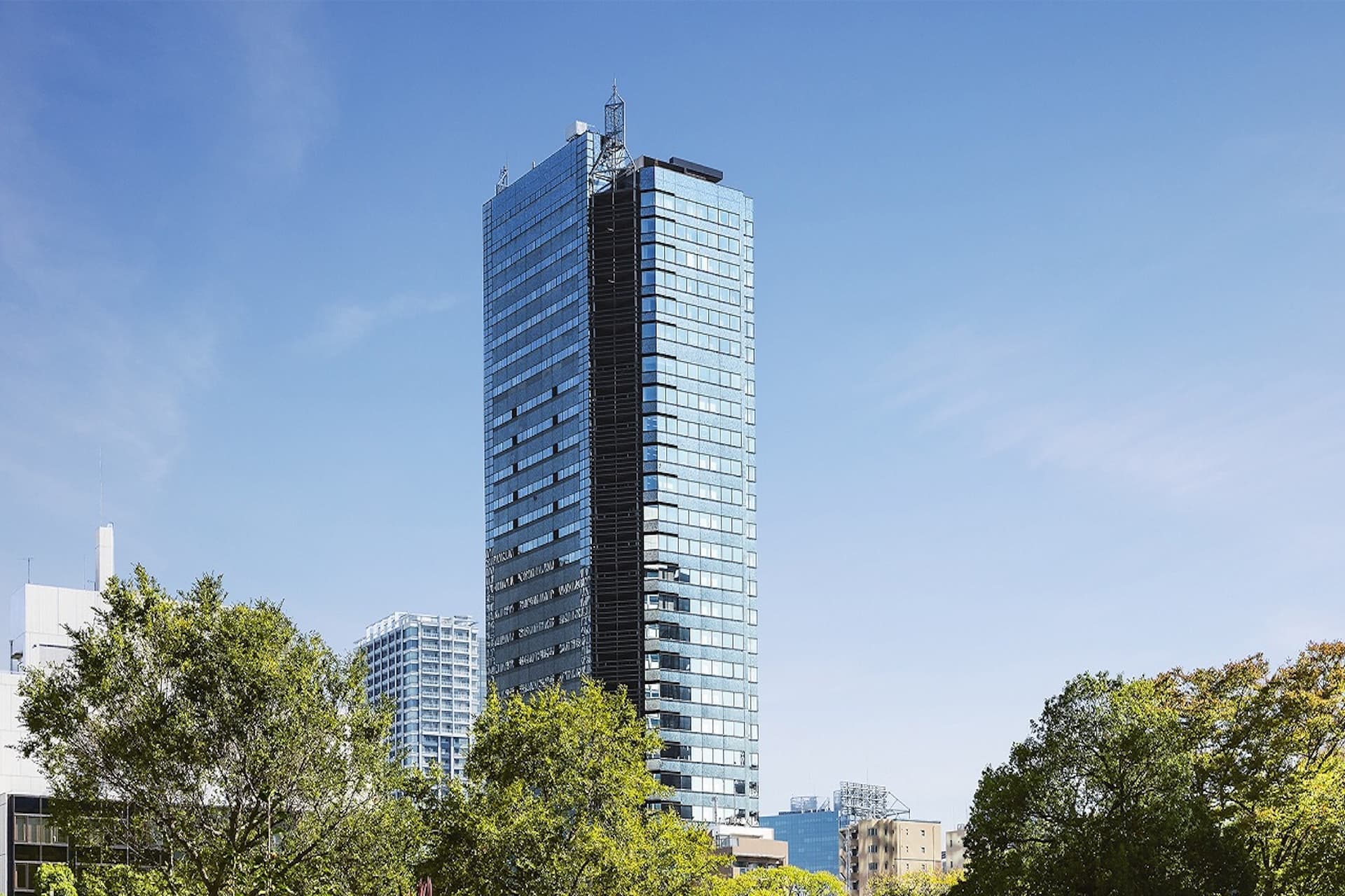 La Tour SHIBAKOENII 3.jpg